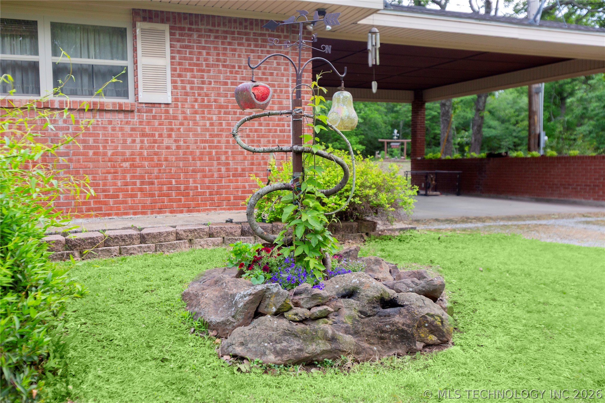 105 W Mockingbird Lane Property Photo 70