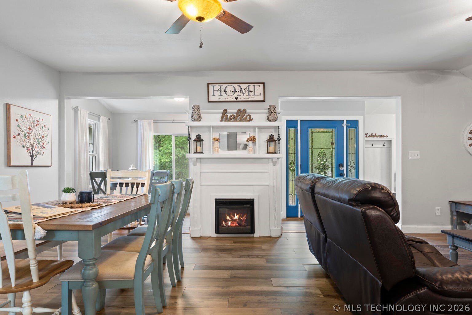 450521 Lake Shore Drive Property Photo 15