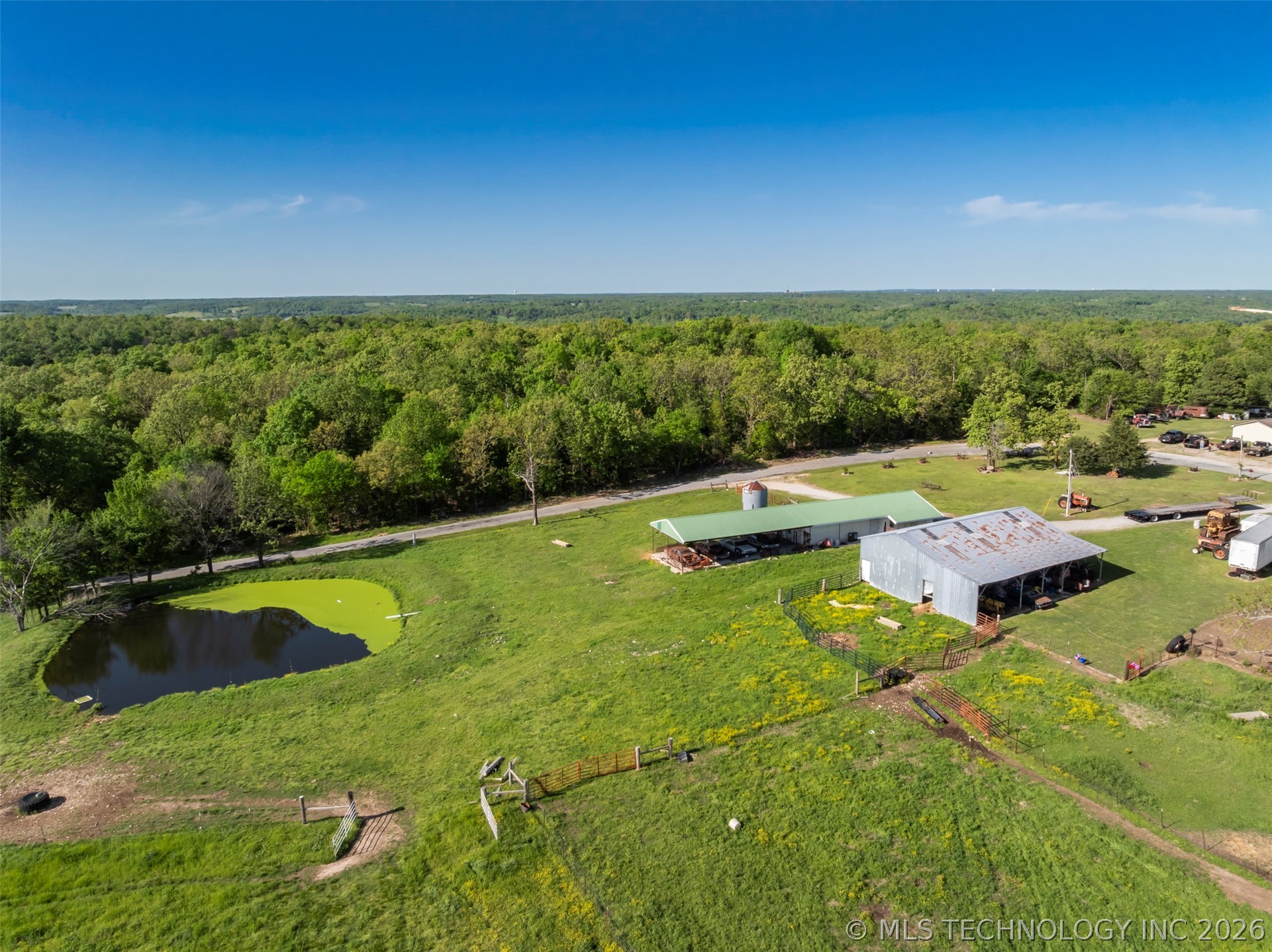 001 E 610 Road Property Photo 8