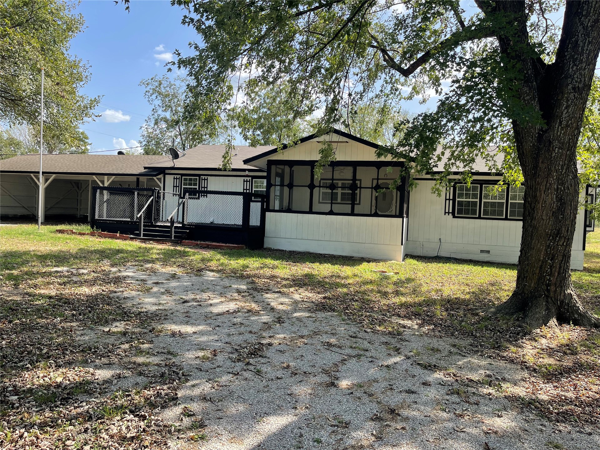 22701 Ns 421 Road Property Photo 8