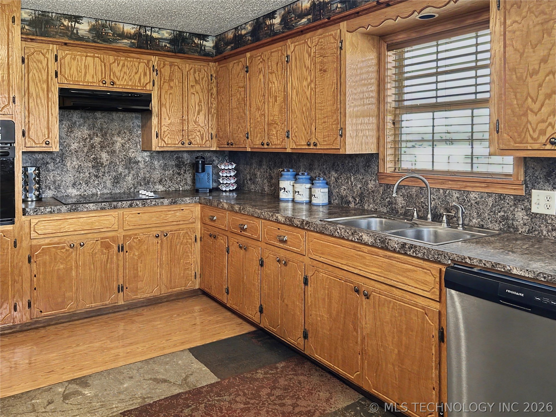 21127 S 590 Road Property Photo 5