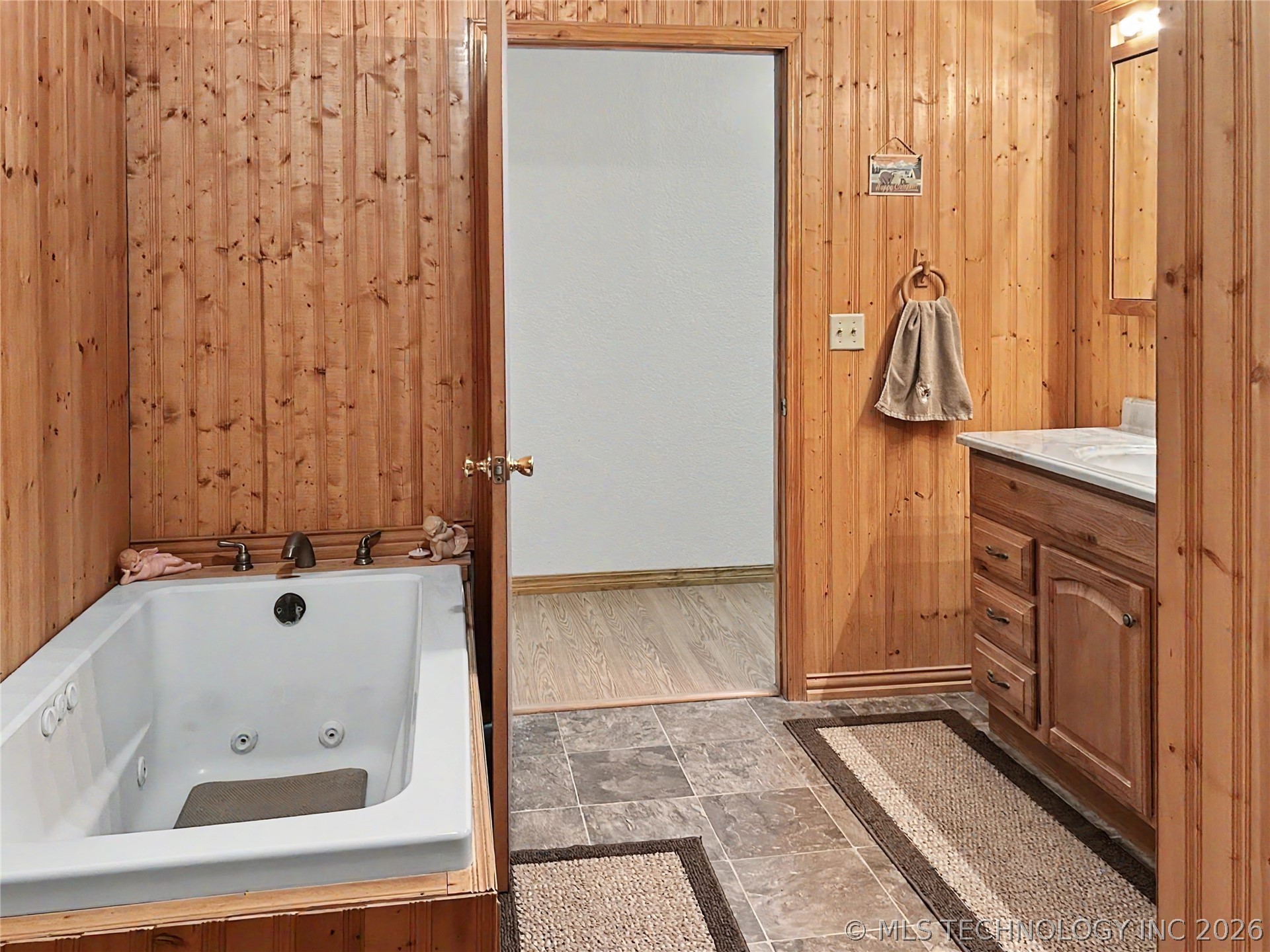 21127 S 590 Road Property Photo 15