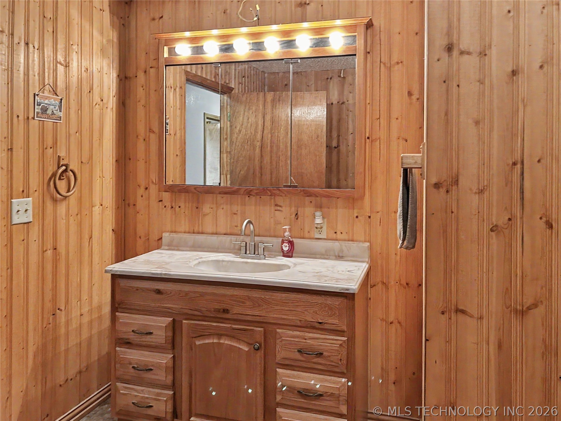 21127 S 590 Road Property Photo 16