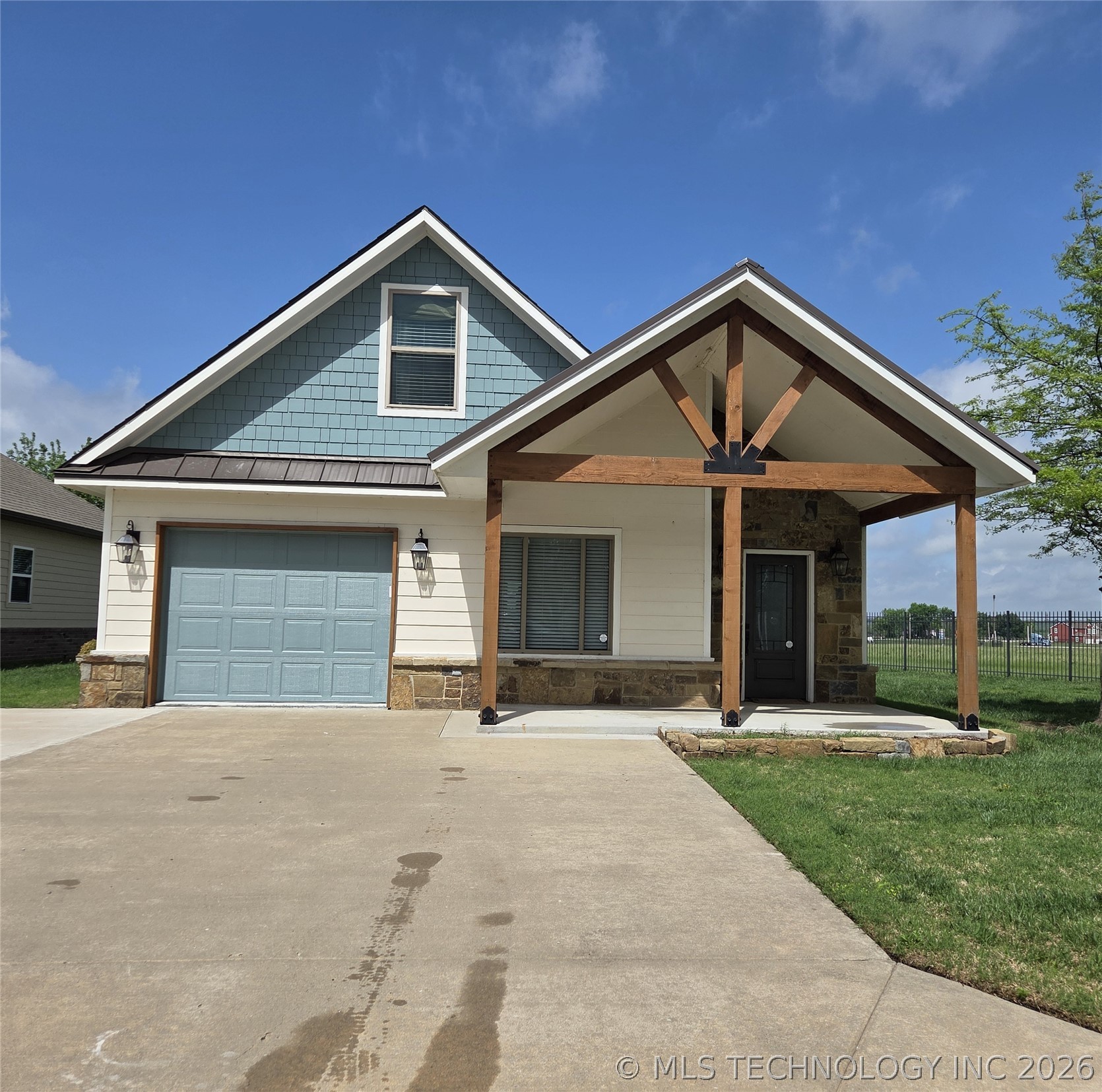 28200 S Highway 125 70 Property Photo 1