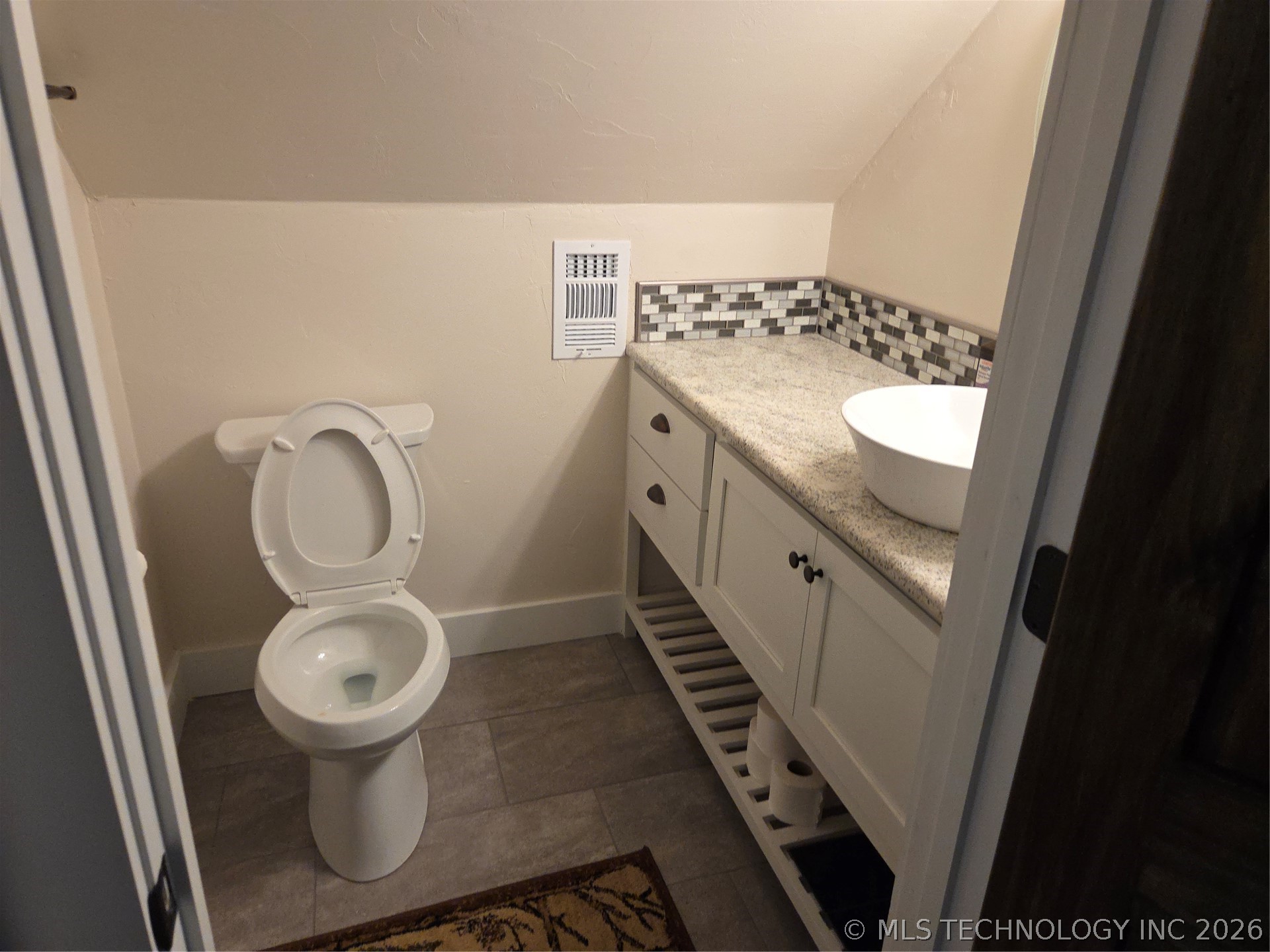 28200 S Highway 125 70 Property Photo 9
