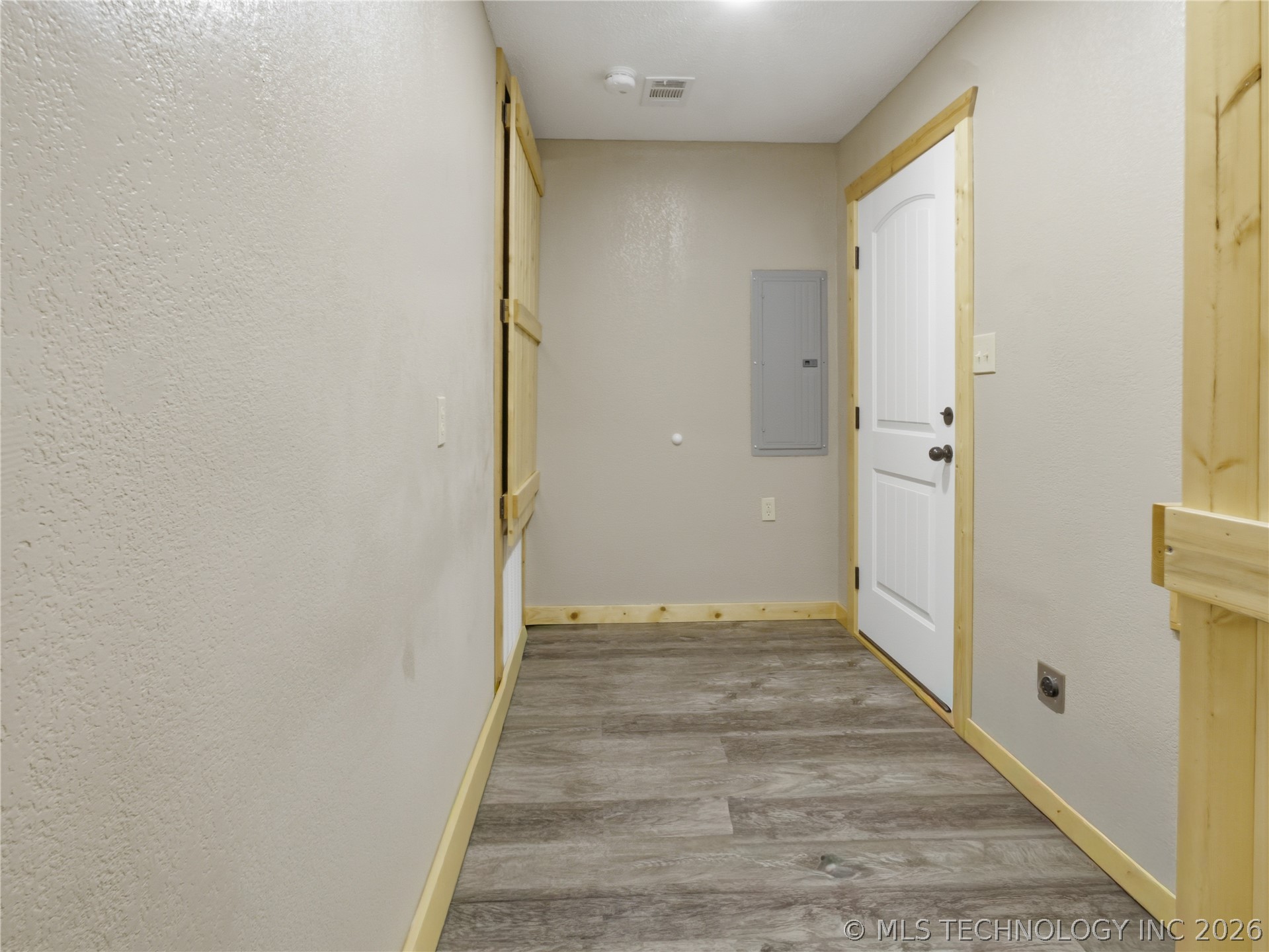 271 E 2nd Property Photo 19