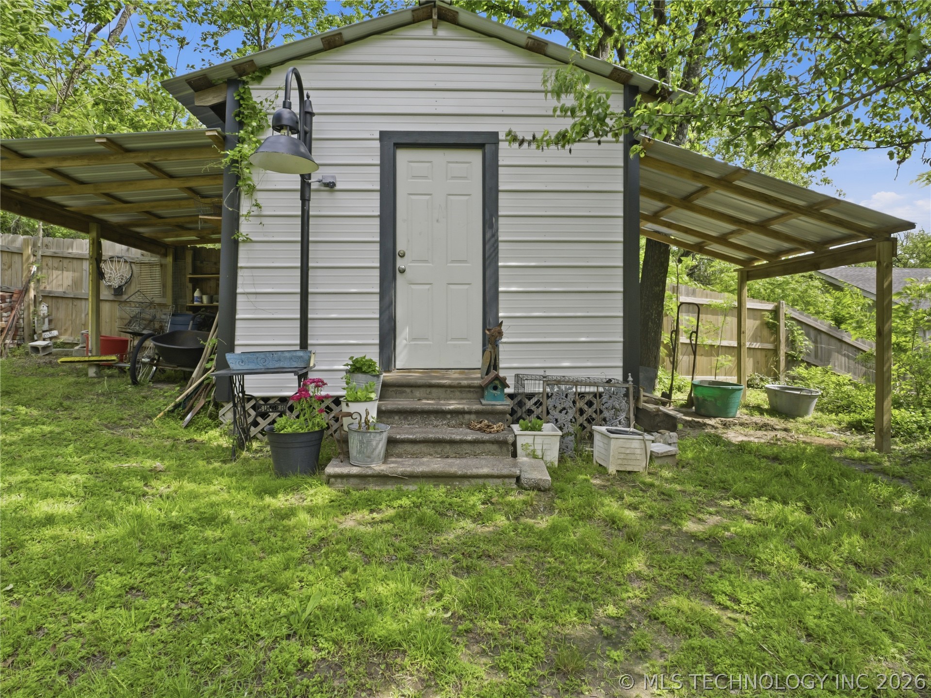 587 S Montana Property Photo 29