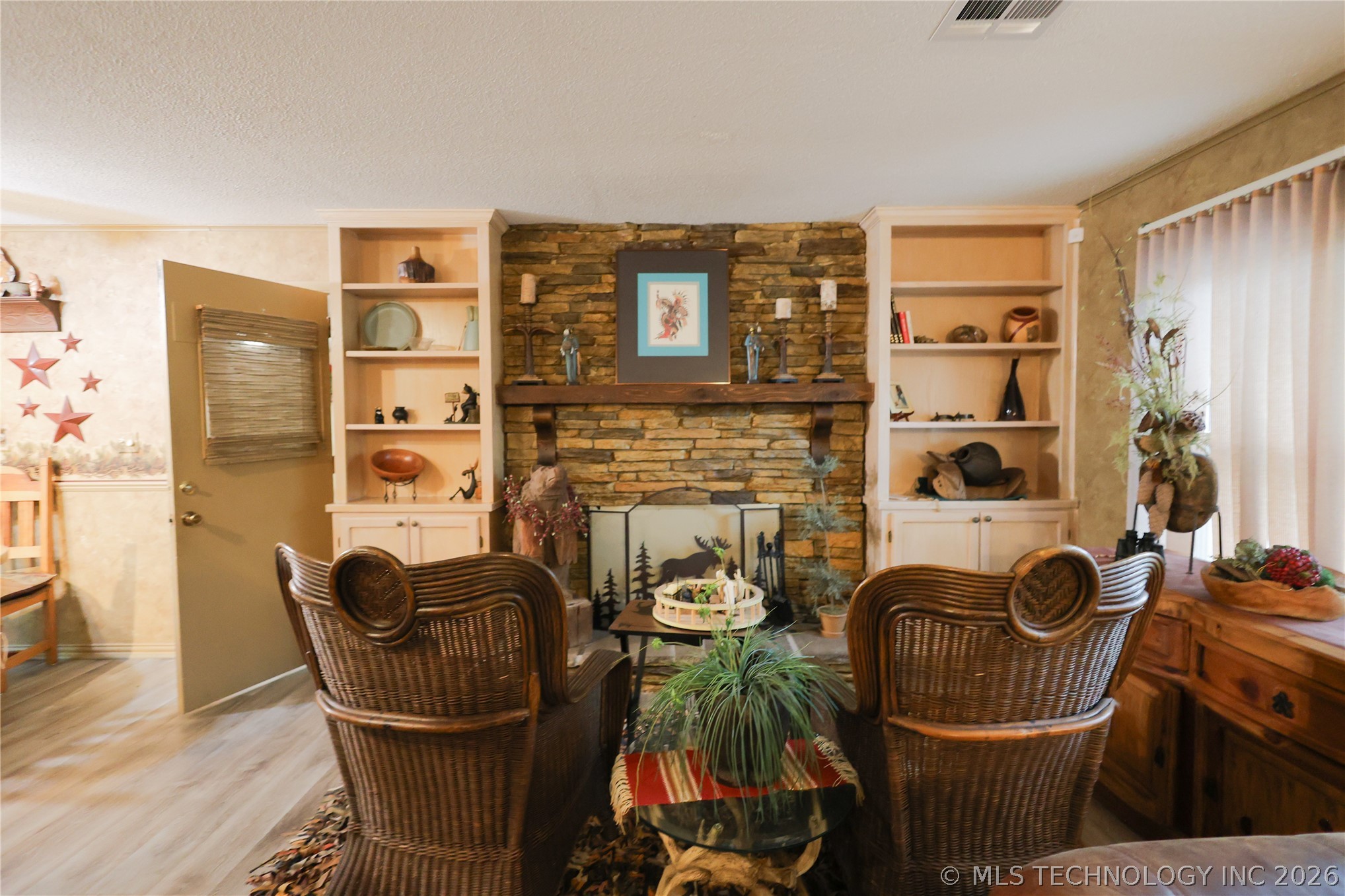 445490 Indian Road Property Photo 27
