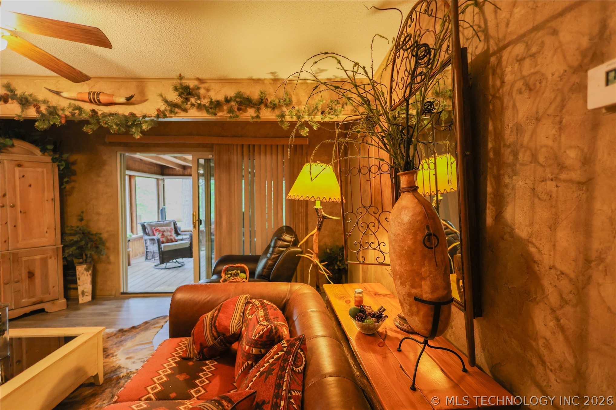 445490 Indian Road Property Photo 37