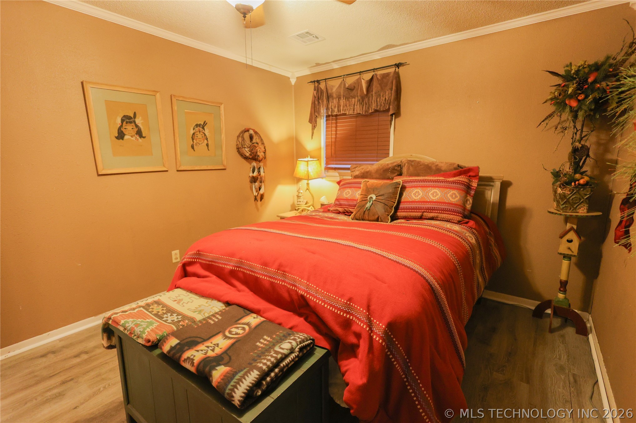445490 Indian Road Property Photo 39