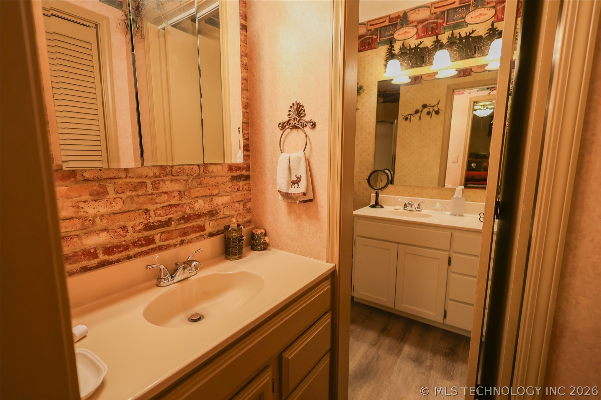 445490 Indian Road Property Photo 41