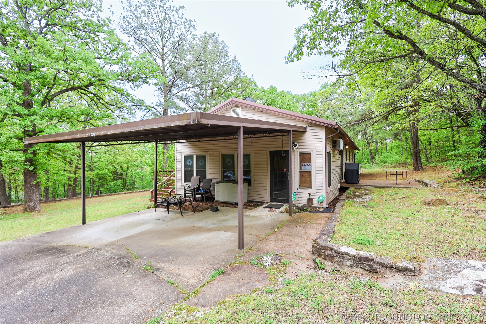 445490 Indian Road Property Photo 60