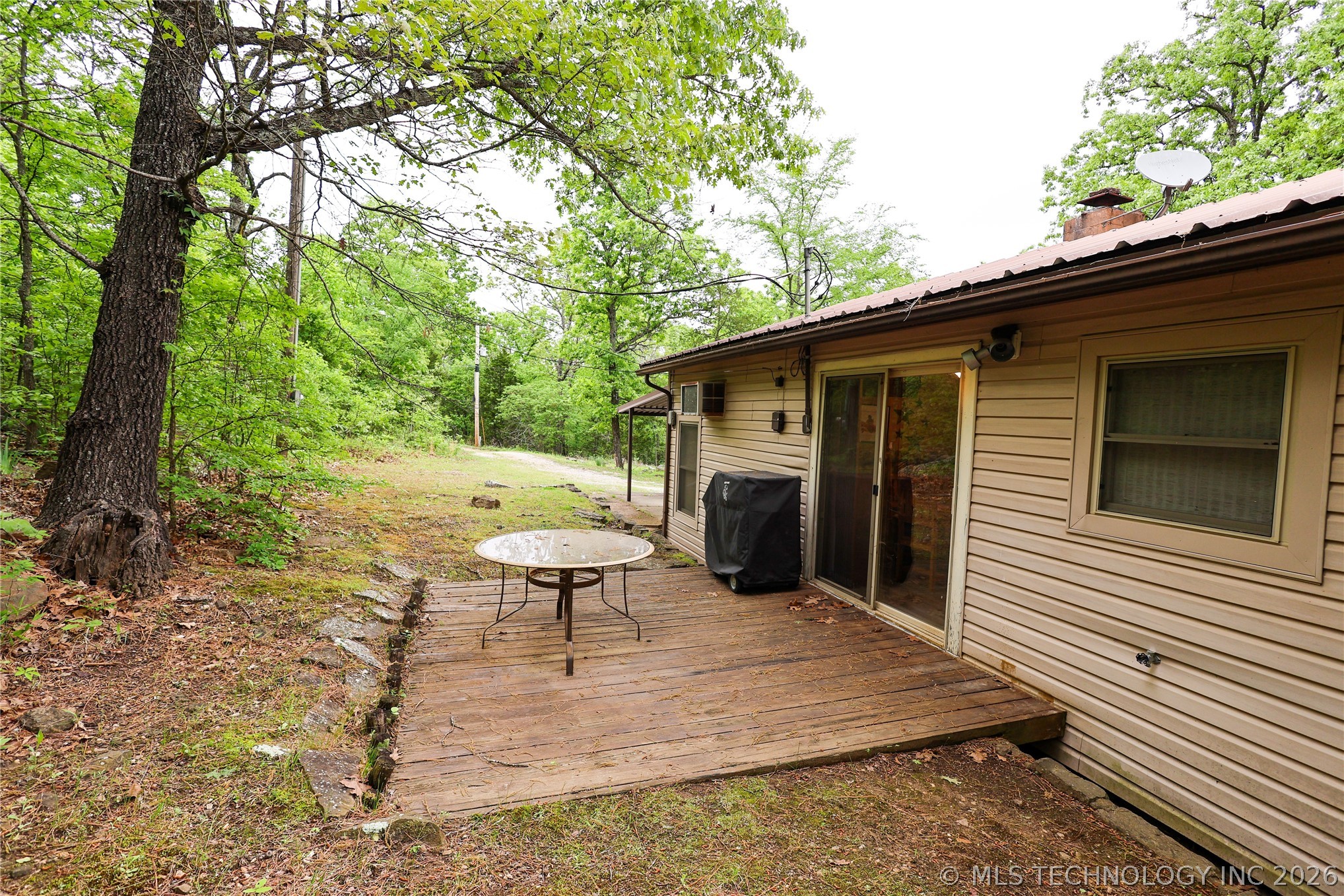 445490 Indian Road Property Photo 62