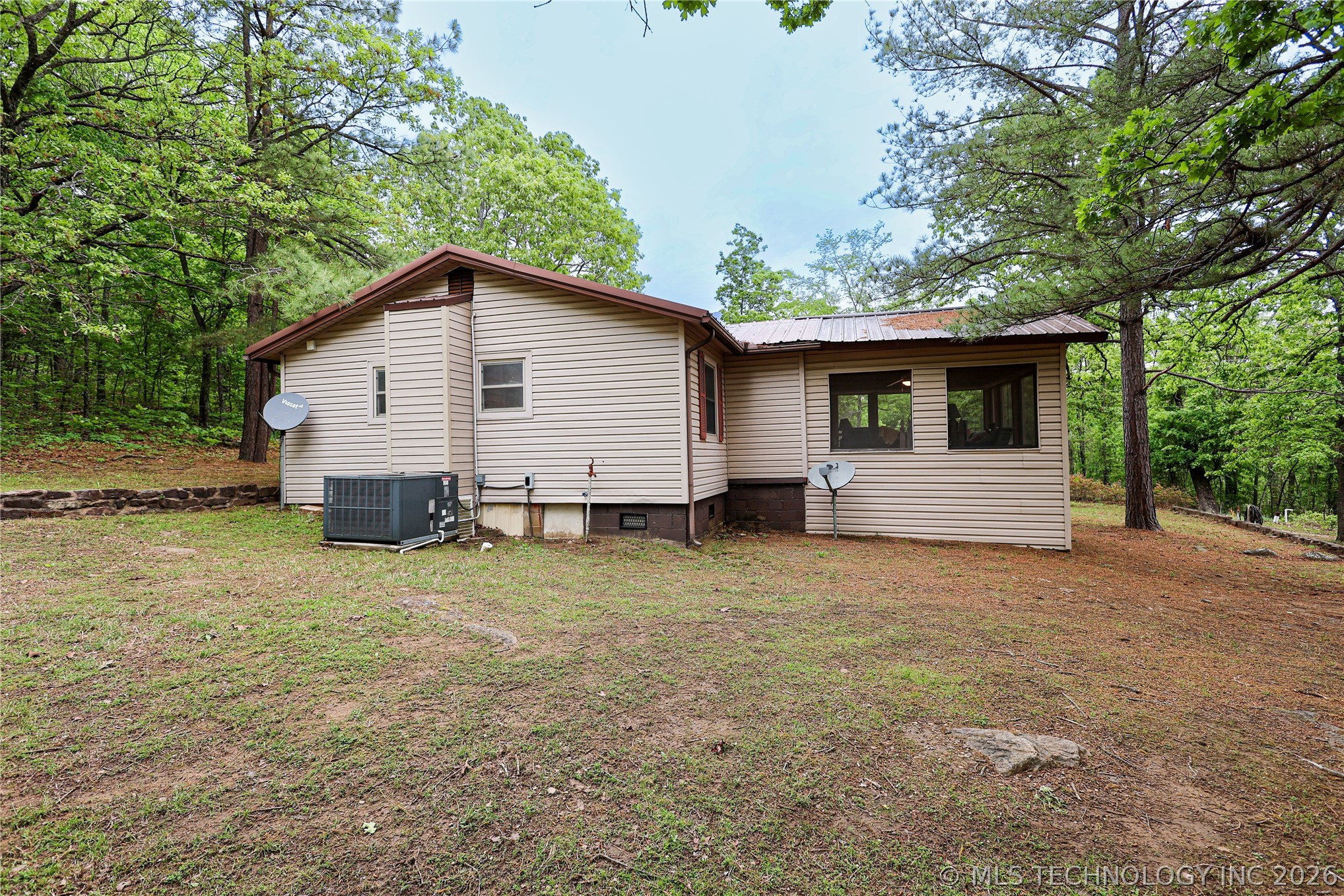 445490 Indian Road Property Photo 73