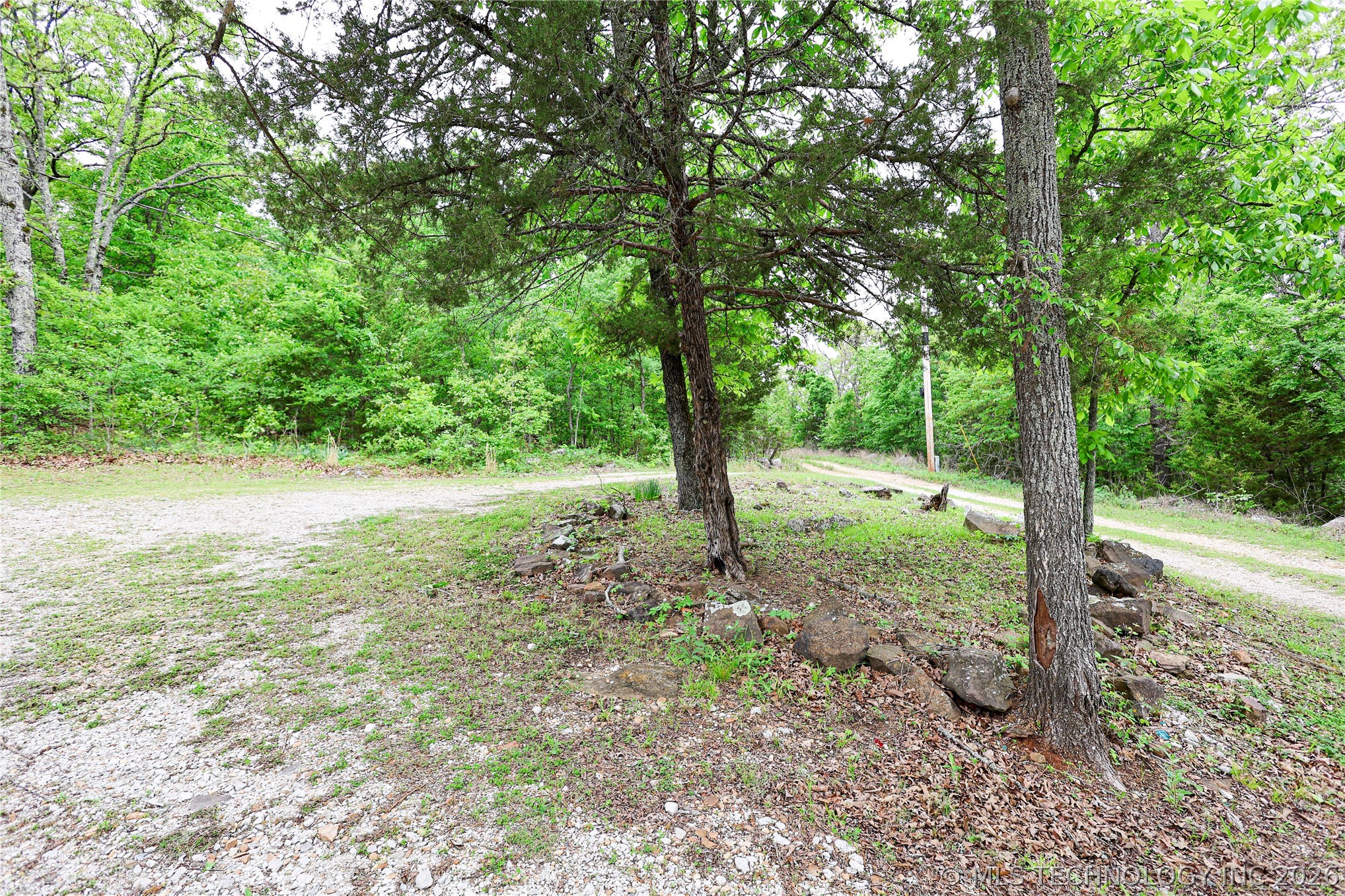 445490 Indian Road Property Photo 74