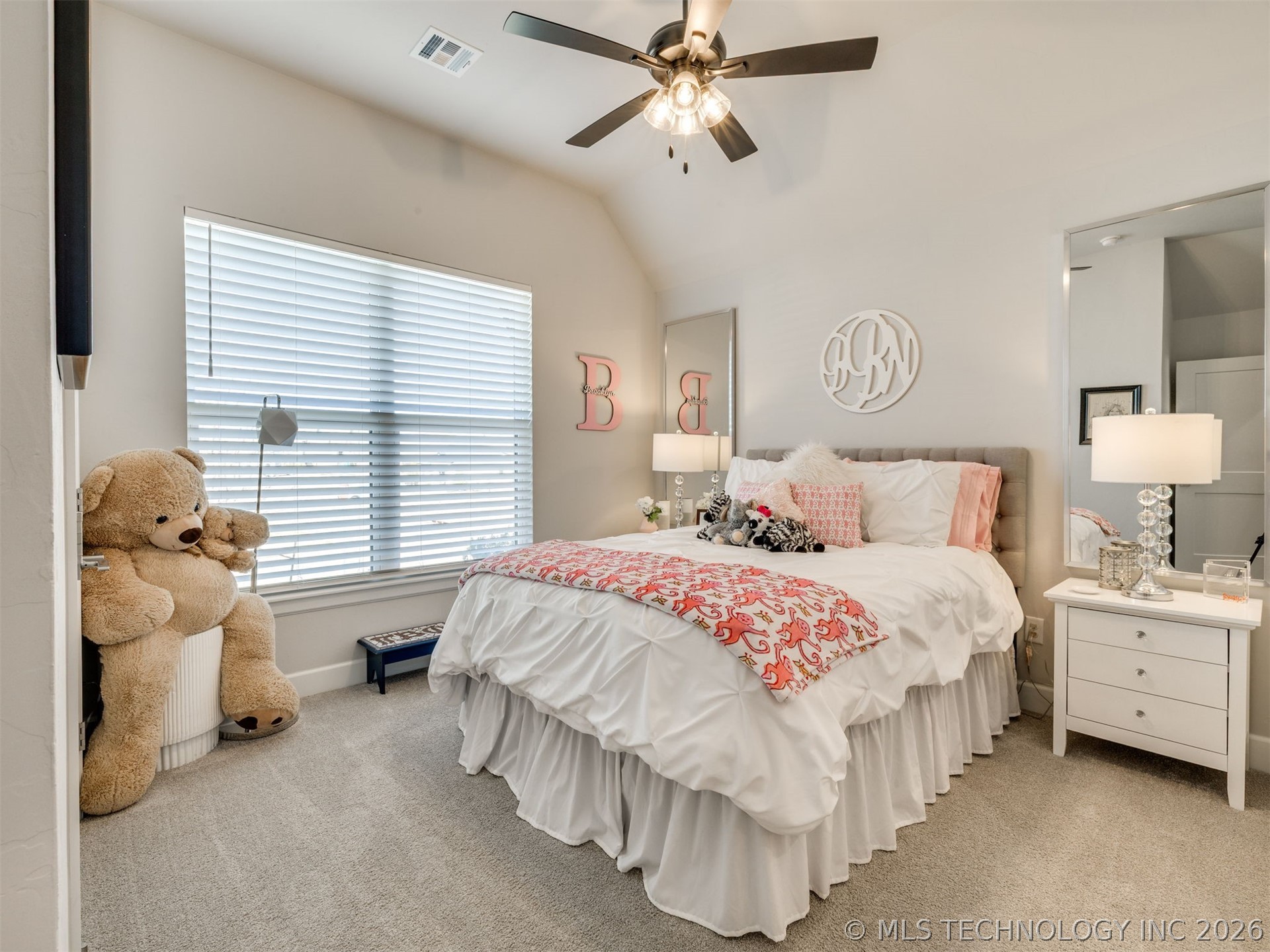 13605 S 21st Place E Property Photo 10