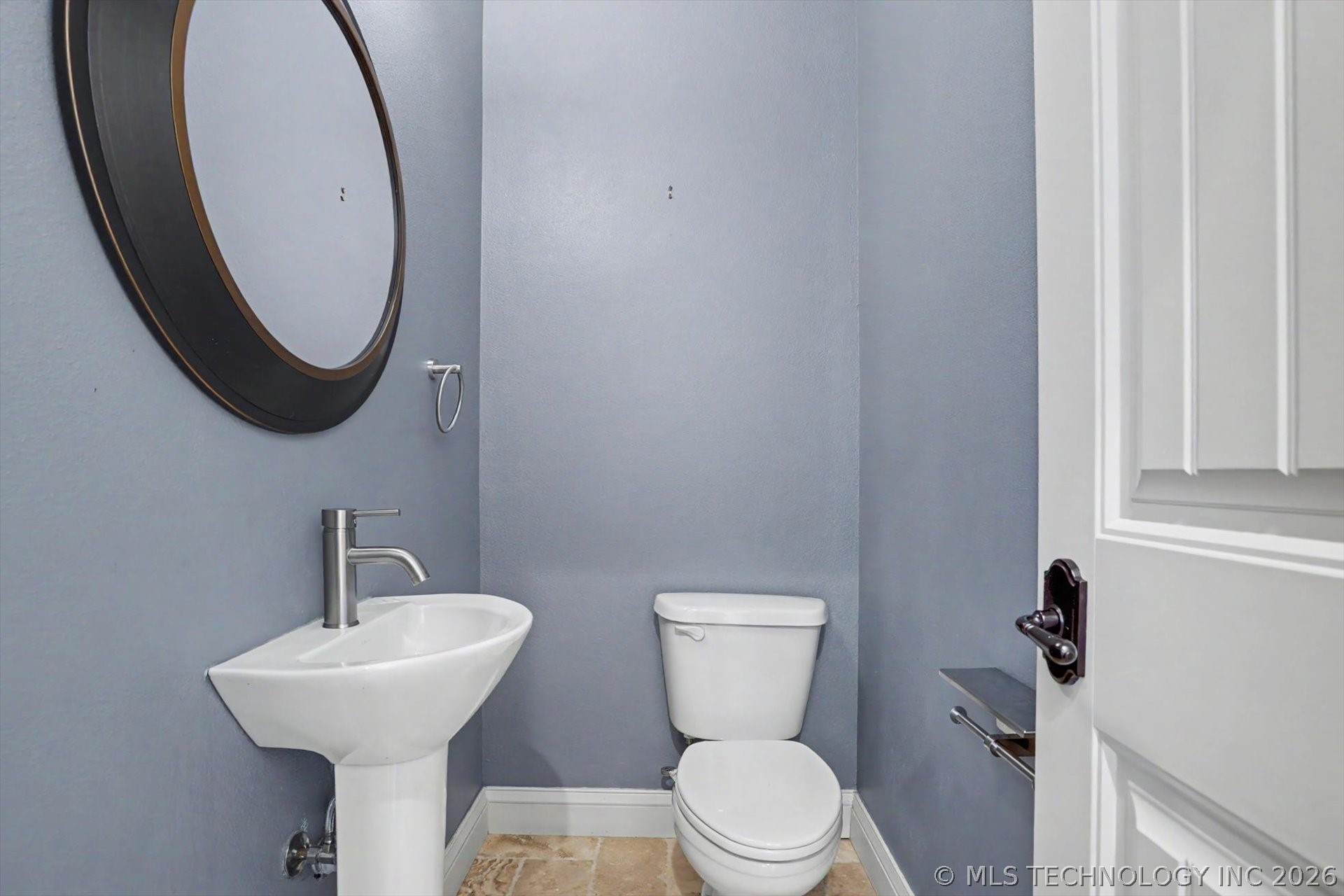 1411 S St Louis Avenue B Property Photo 14