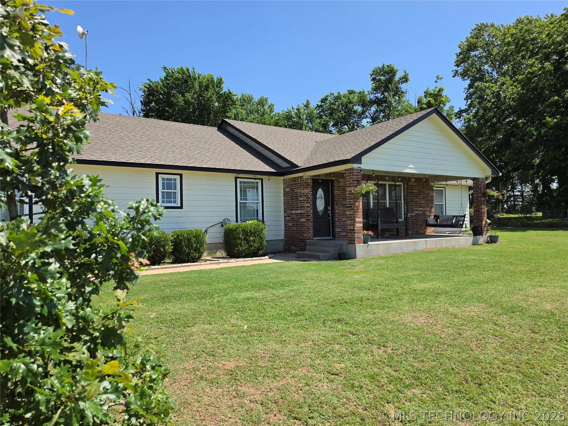 1102 Vinson Lane Property Photo 6