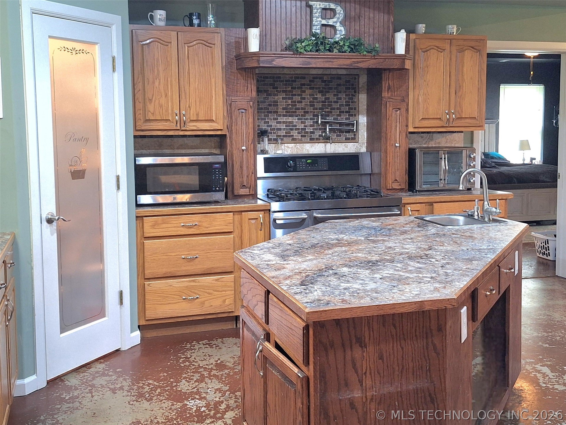 1102 Vinson Lane Property Photo 22