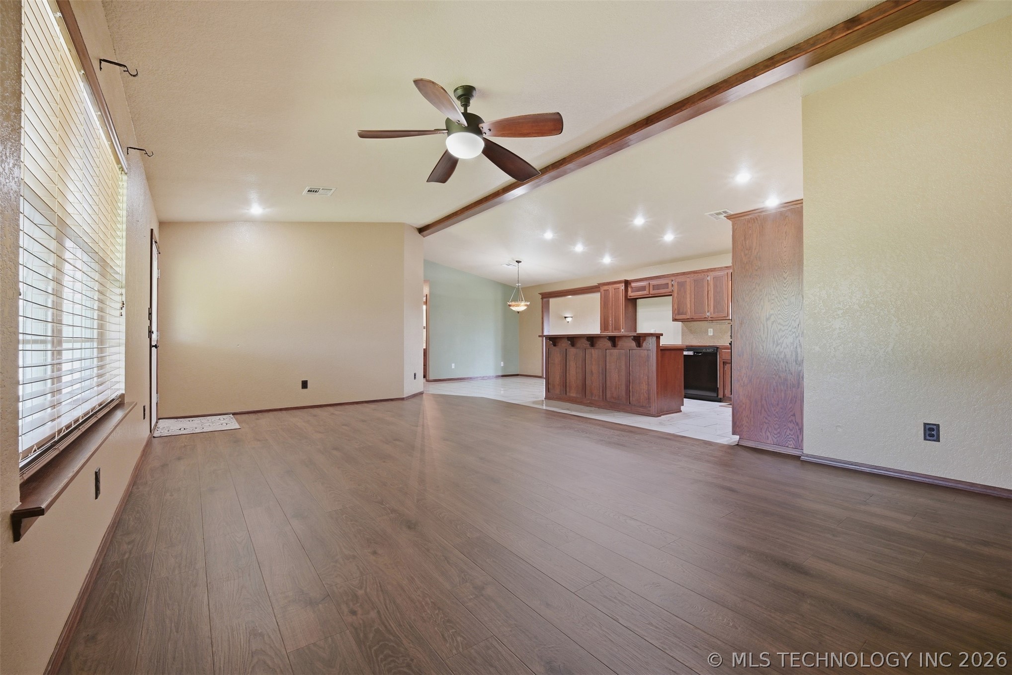 713 Pinewood Trails Drive Property Photo 10
