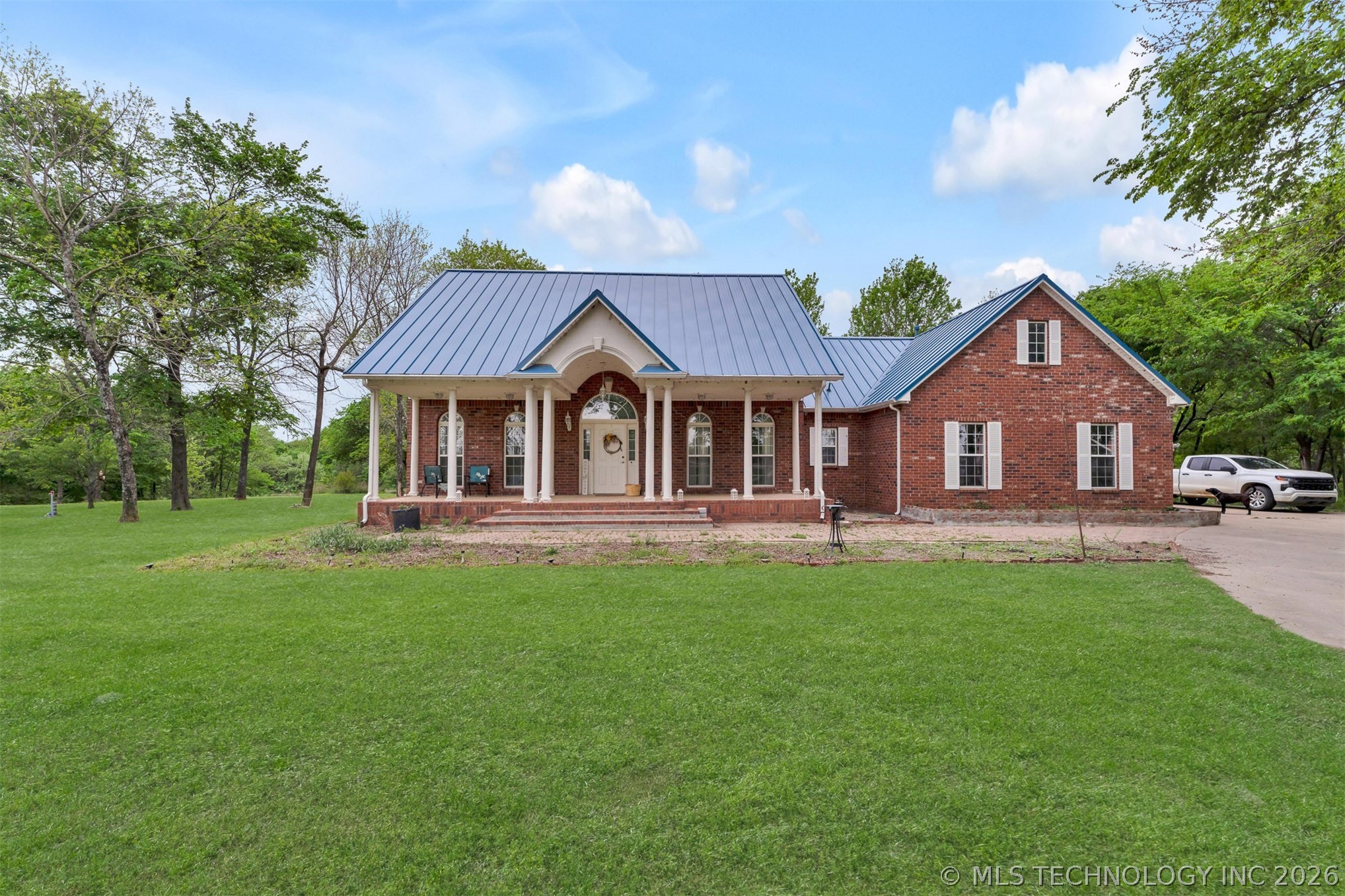104654 S 4110 Road Property Photo 3