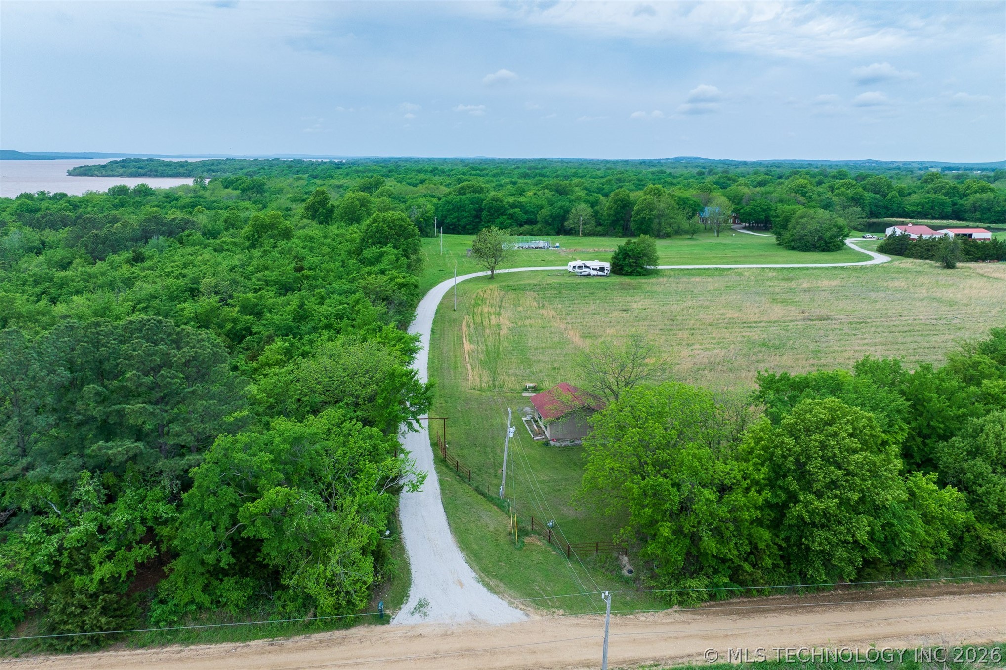 104654 S 4110 Road Property Photo 6