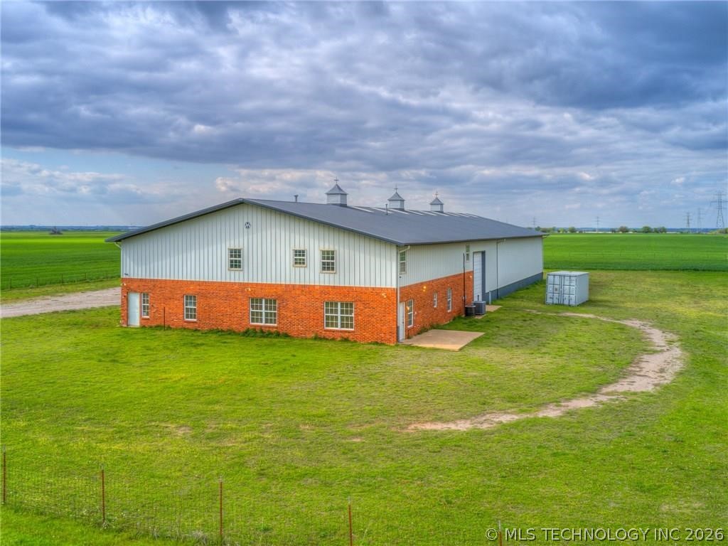 12875 W Waterloo Road Property Photo 16