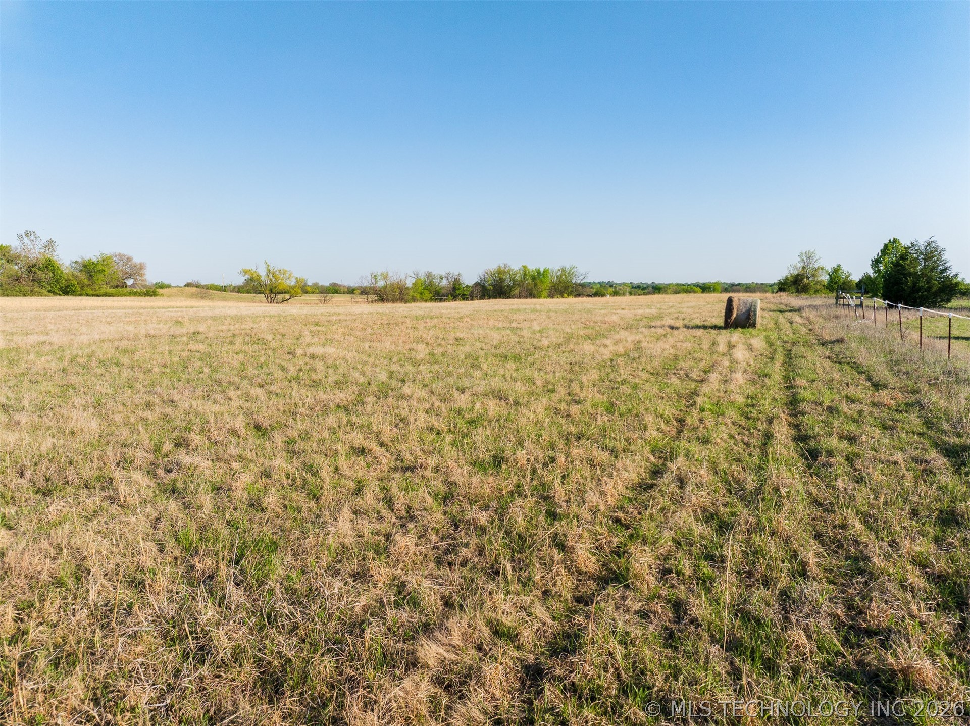 2 N Memorial Drive Property Photo 23
