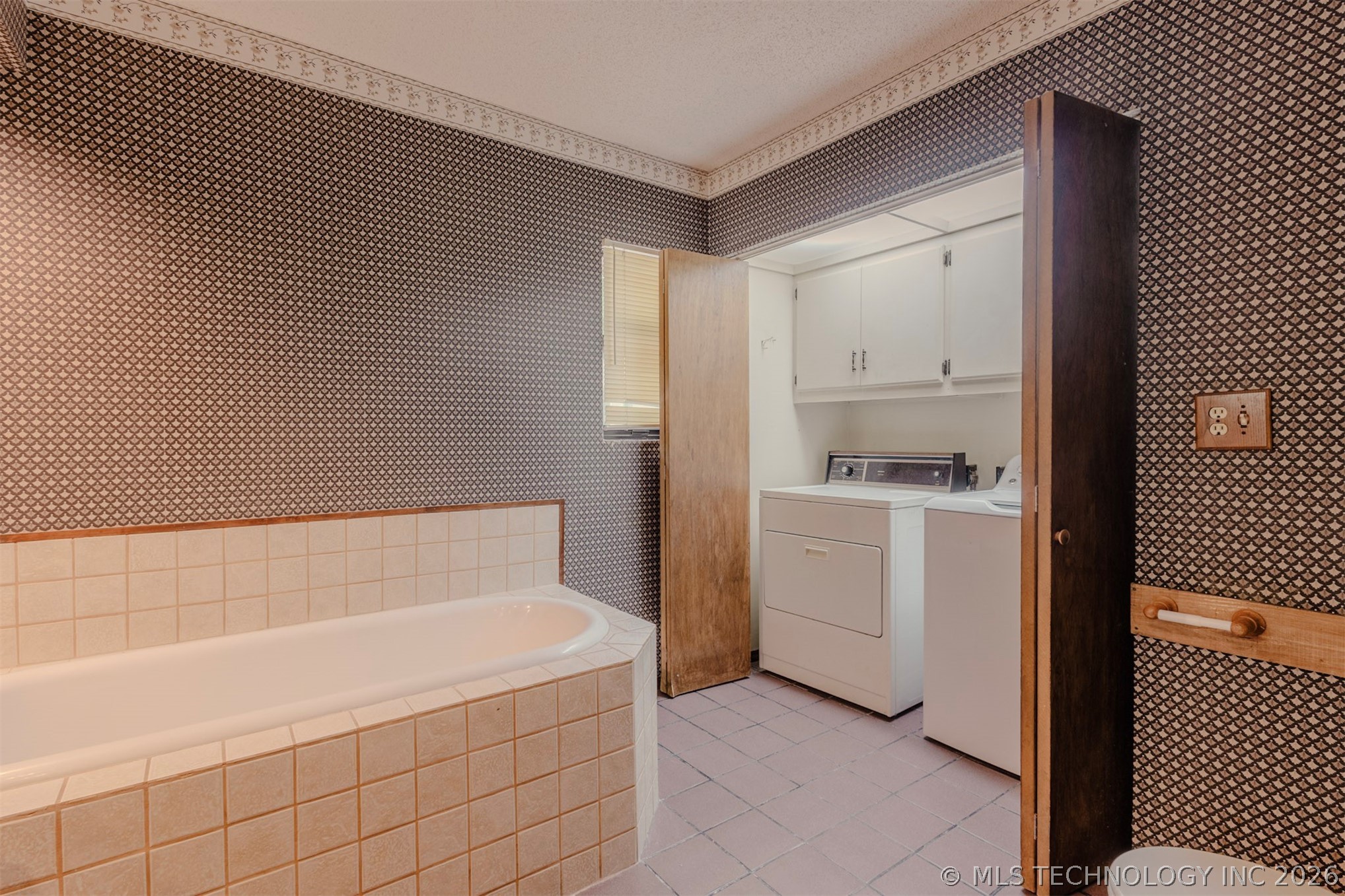 5 Simpson Road Property Photo 9
