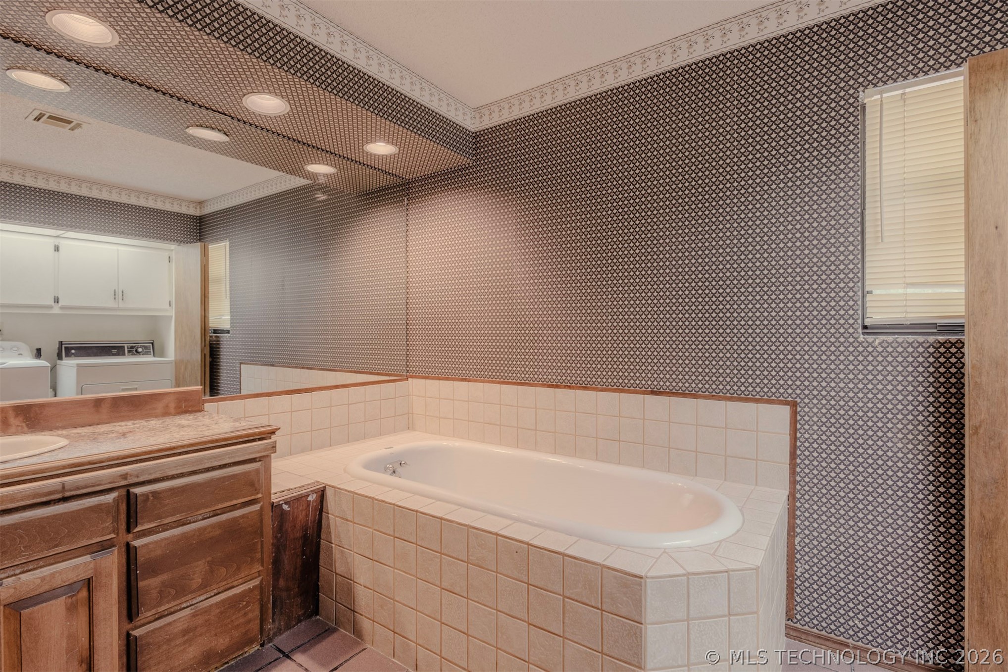 5 Simpson Road Property Photo 11