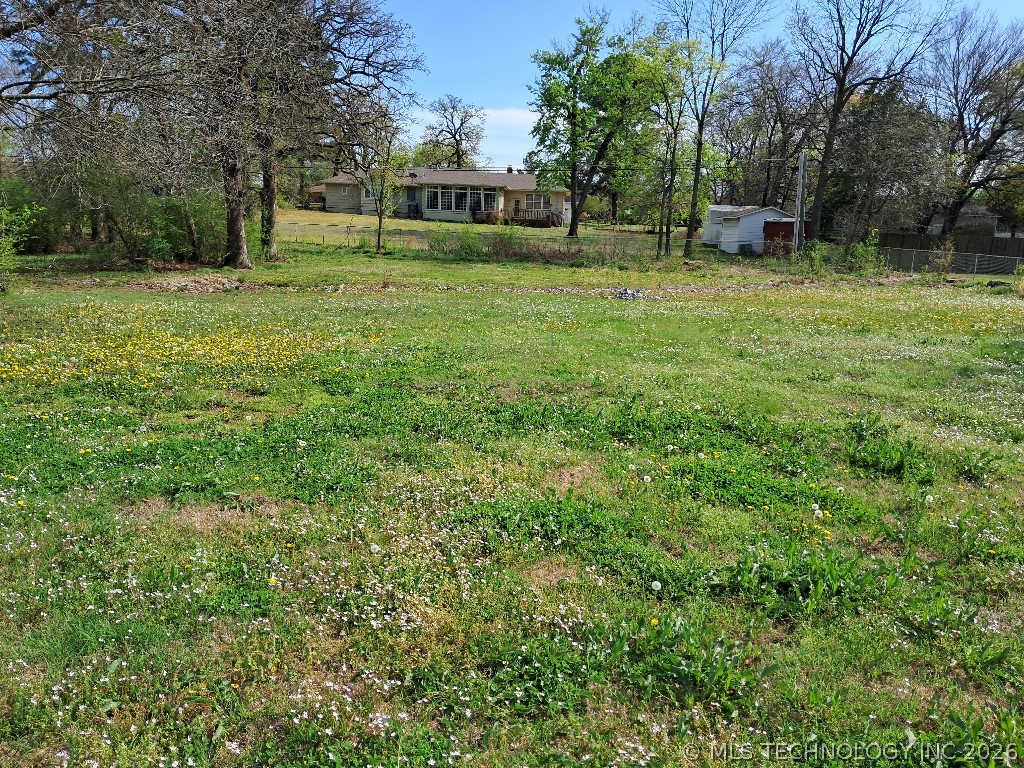 622 Indiana Avenue Property Photo 11