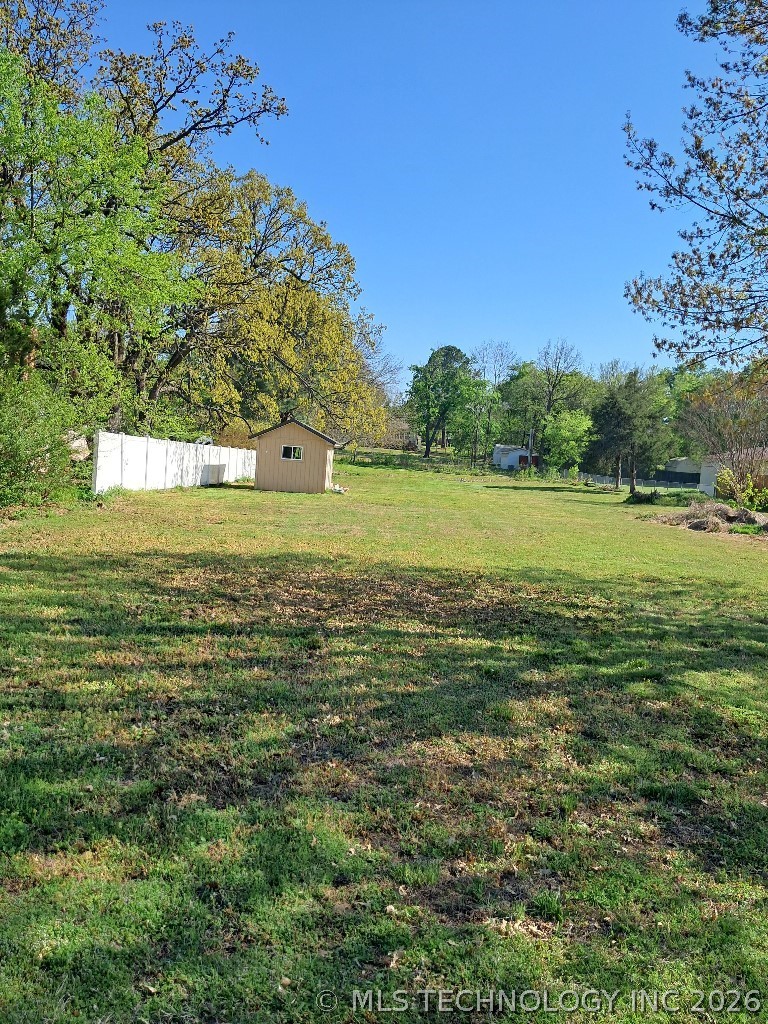 622 Indiana Avenue Property Photo 12