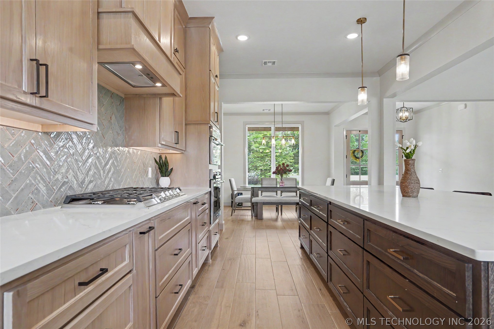16014 N Memorial Drive Property Photo 15