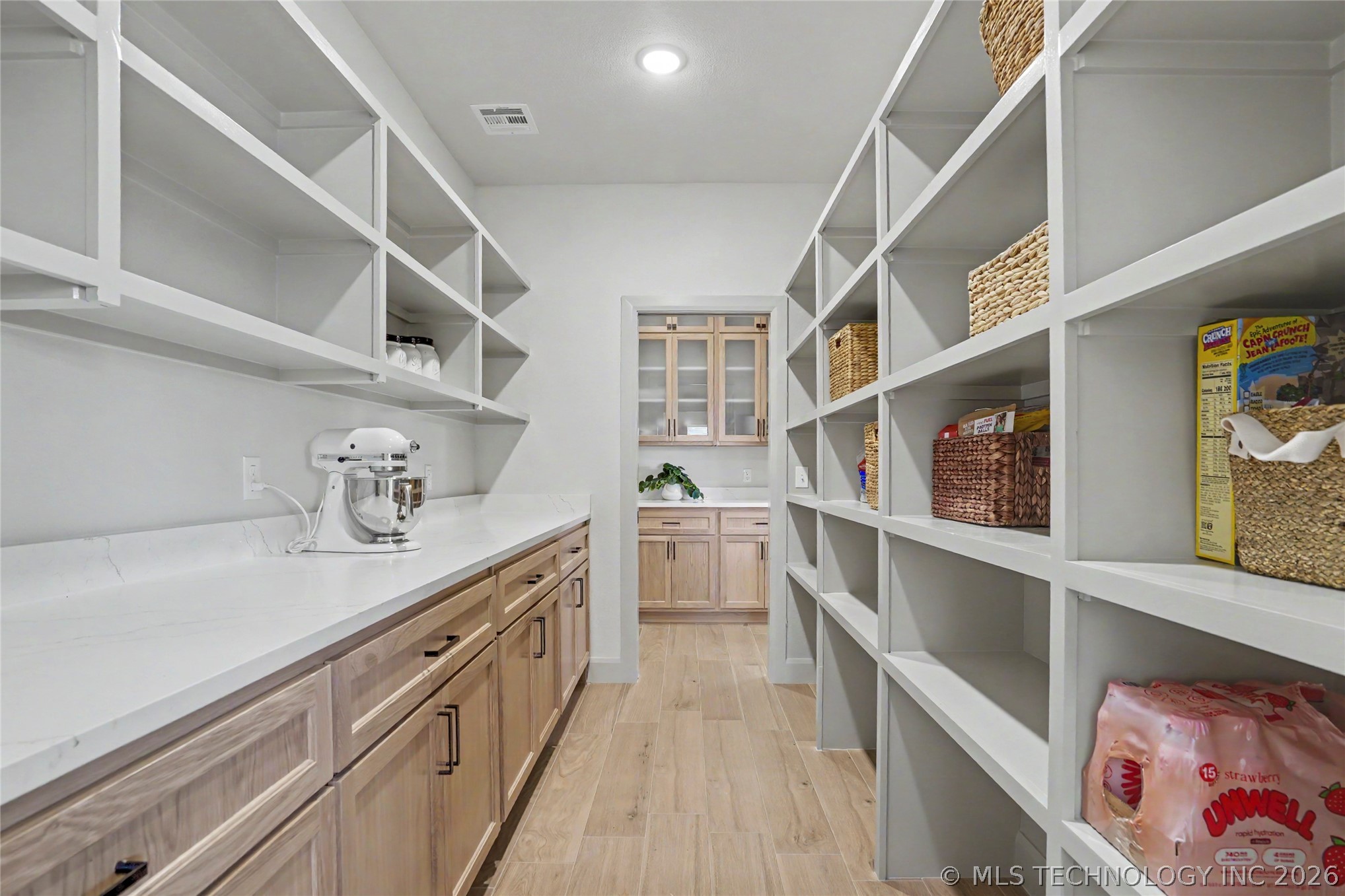 16014 N Memorial Drive Property Photo 17
