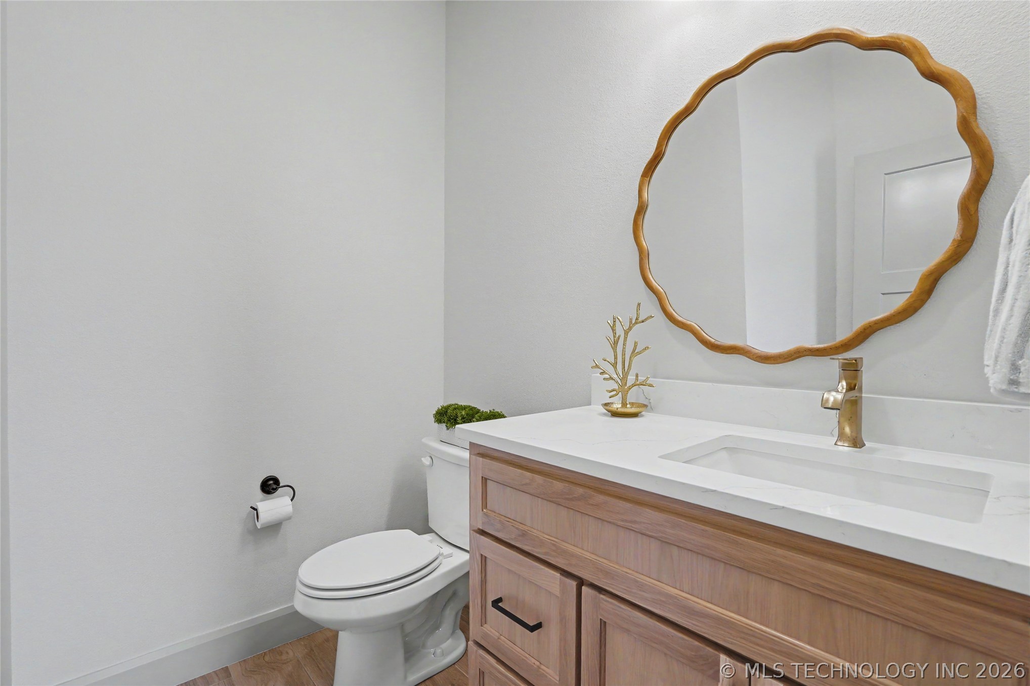 16014 N Memorial Drive Property Photo 27
