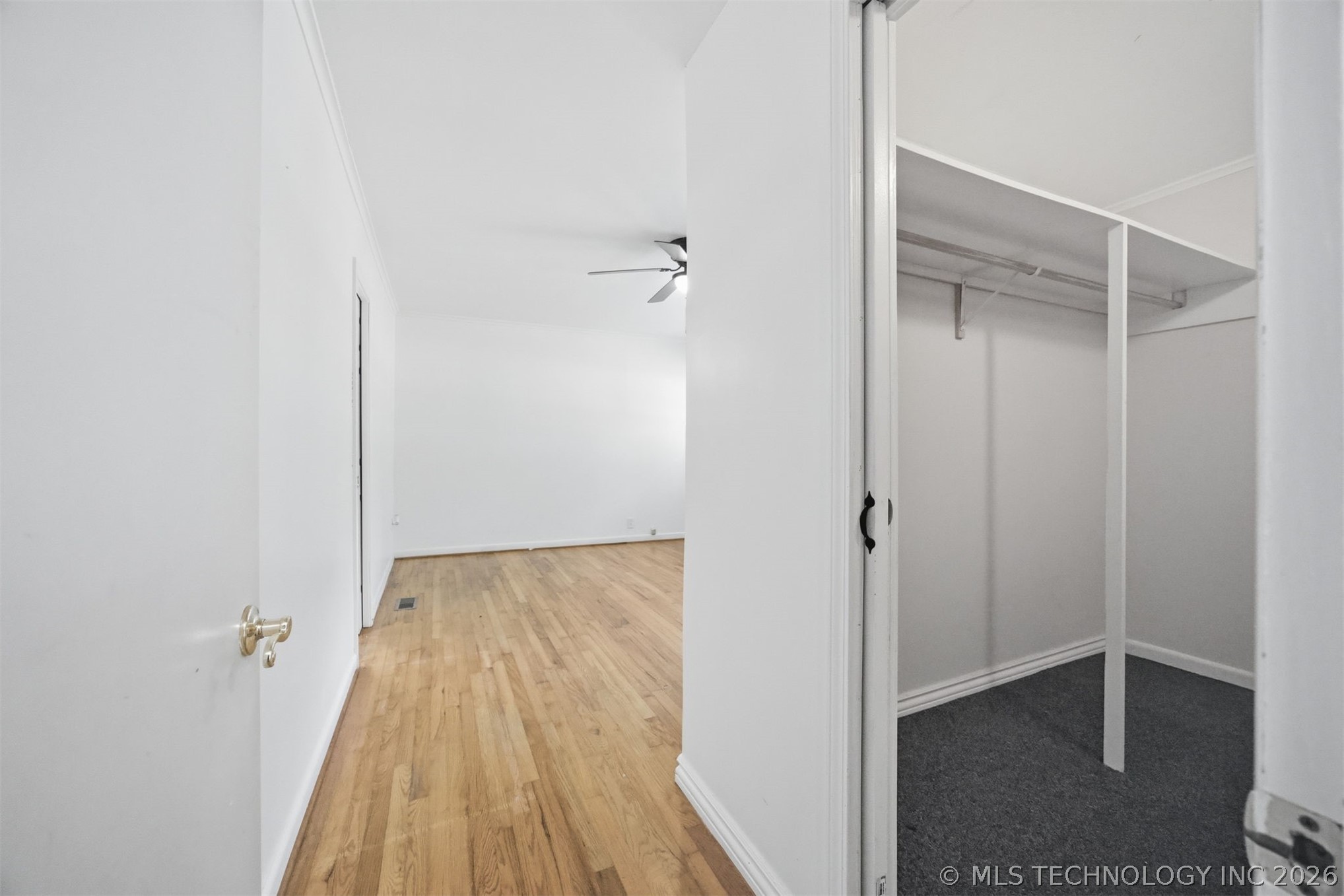 1401 E South Avenue Property Photo 26