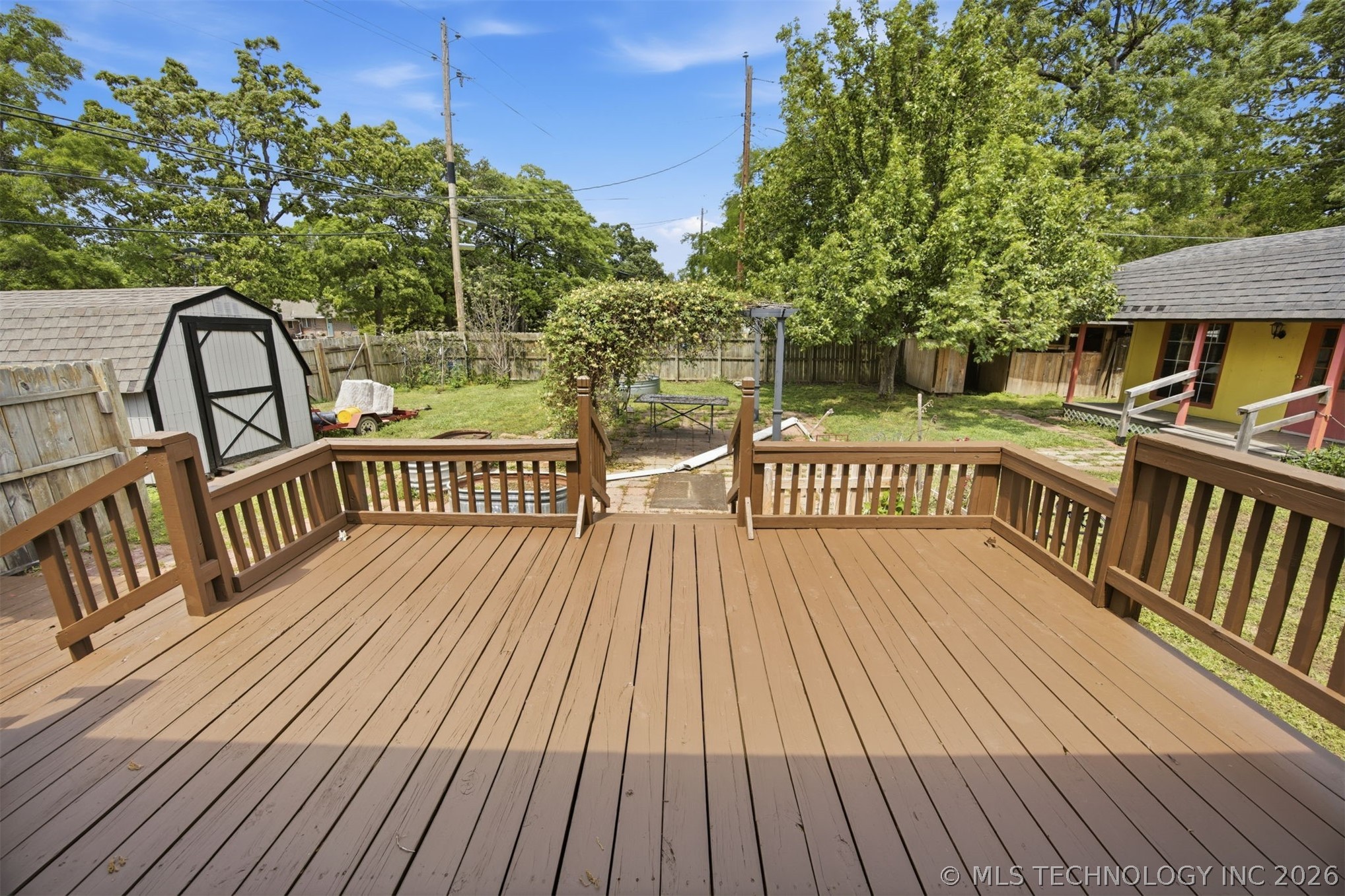 1401 E South Avenue Property Photo 37