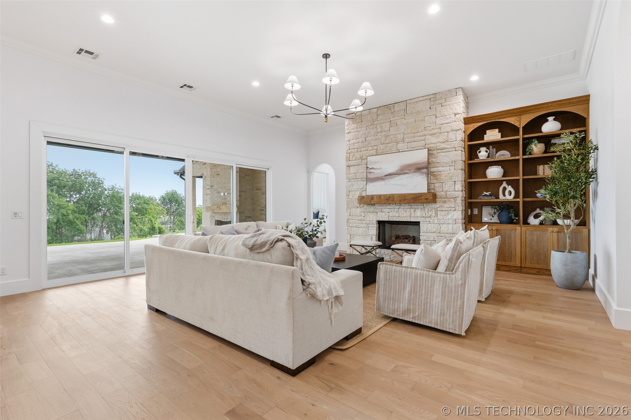 12216 Reflection Pointe Drive Property Photo 13