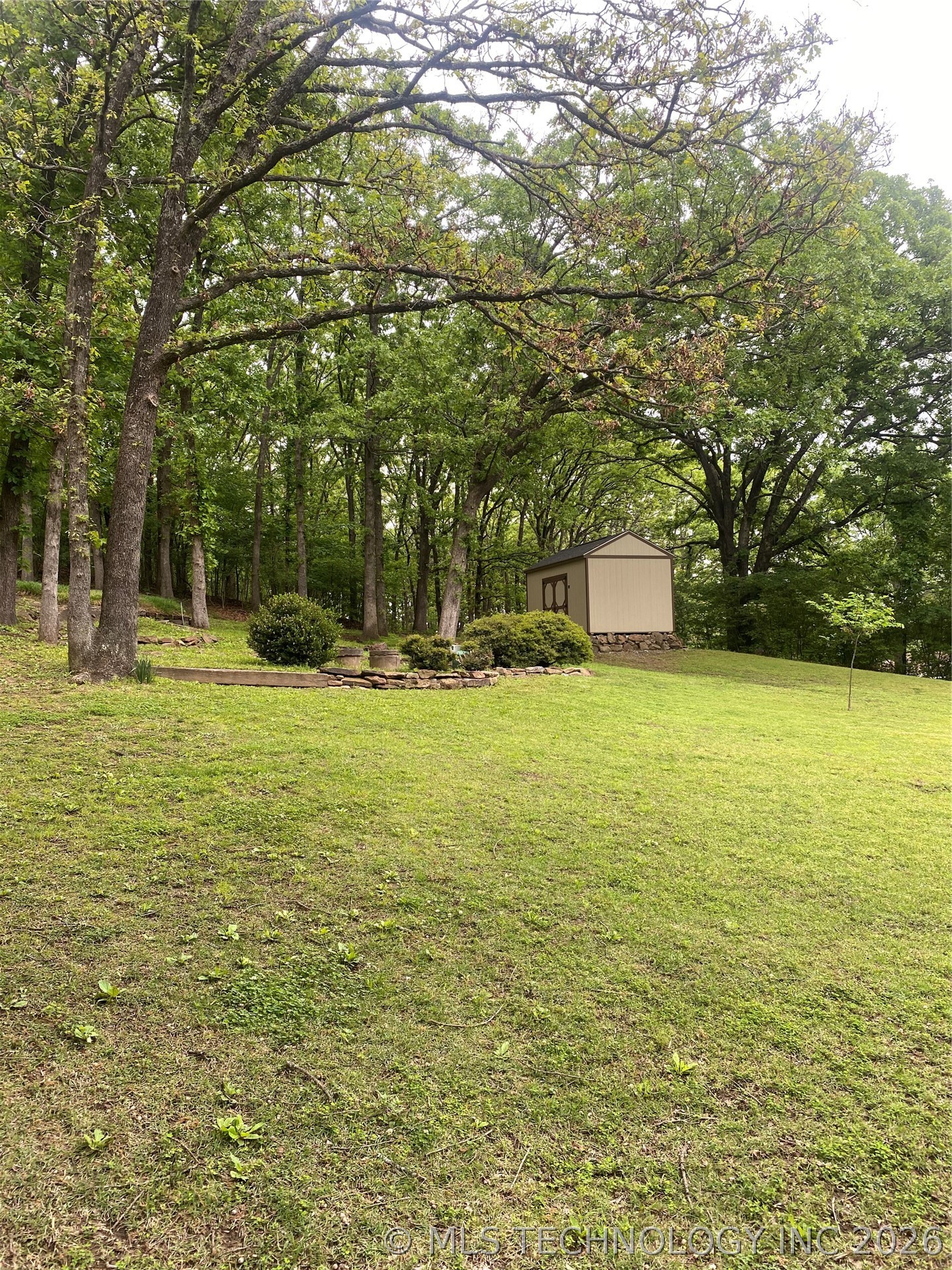 5960 Rolling Oaks Lane Property Photo 33