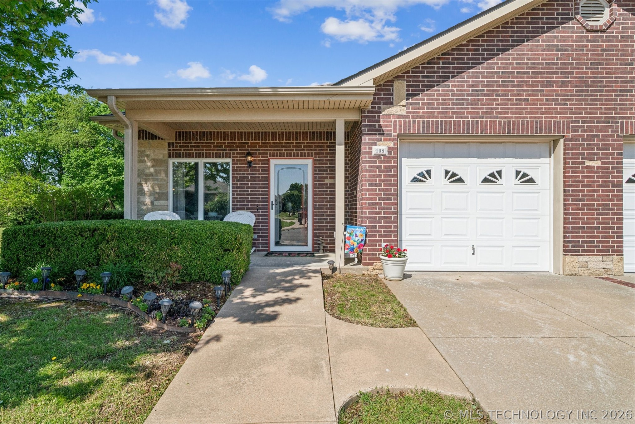 108 St Andrews Drive Property Photo 1