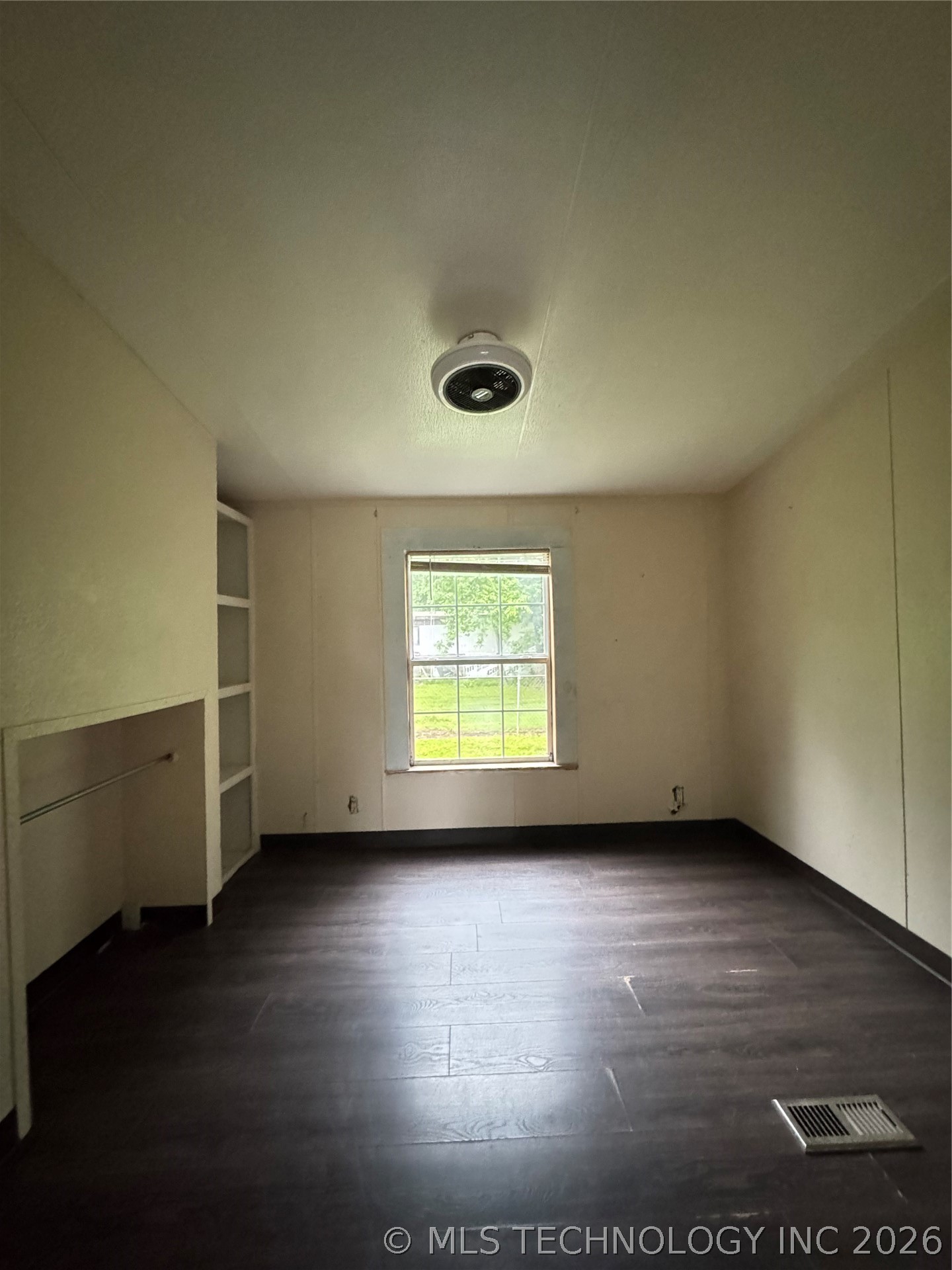 503 Godfrey Property Photo 6
