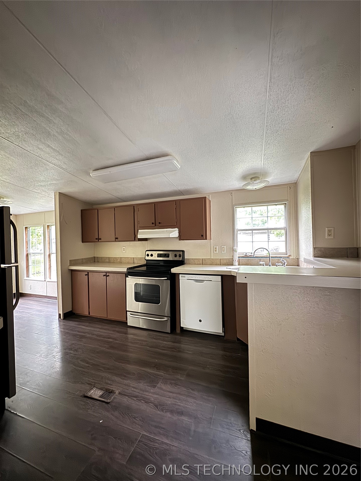 503 Godfrey Property Photo 7