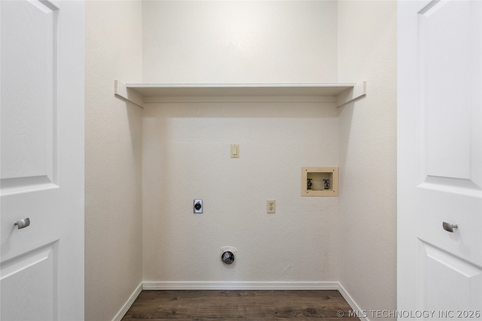 1911 N Maple Street Property Photo 27