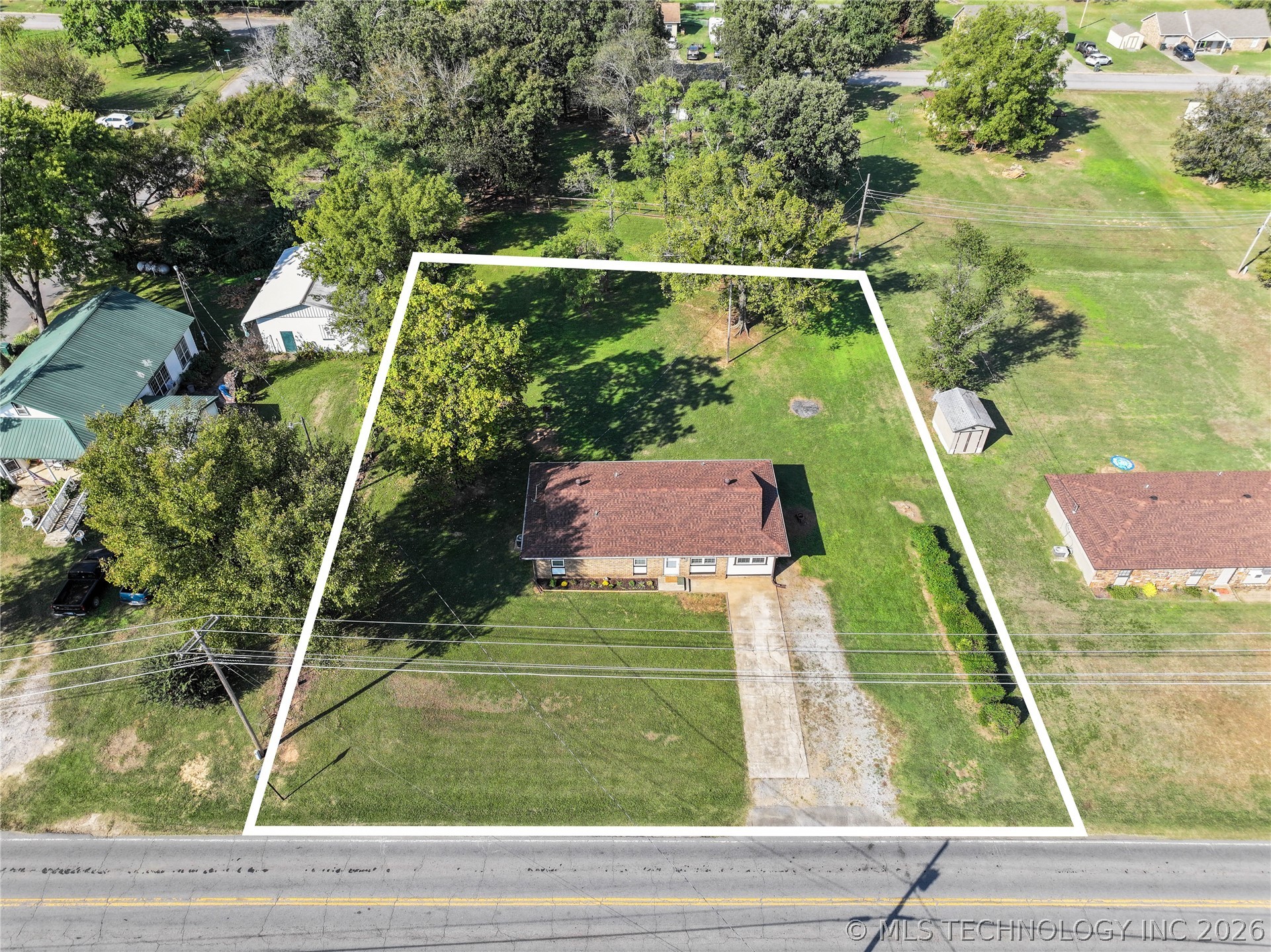 1911 N Maple Street Property Photo 44