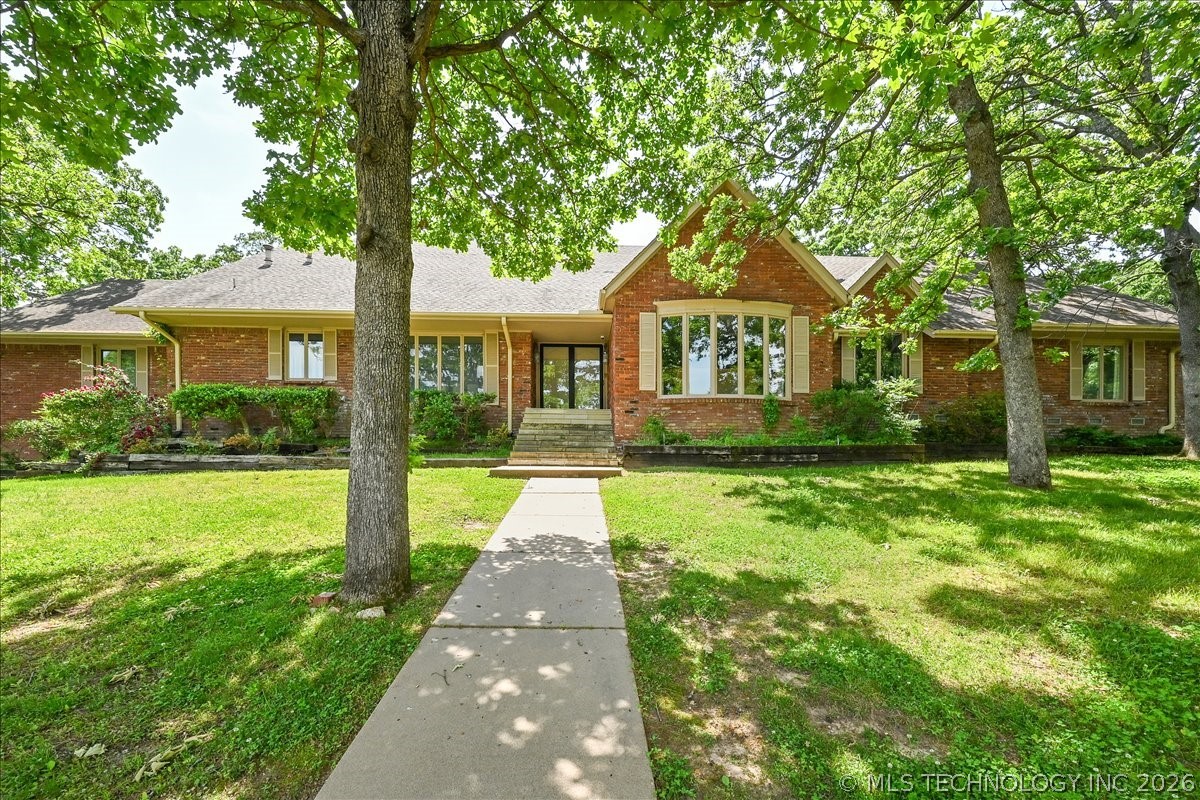 2956 E 69th Street Property Photo 1