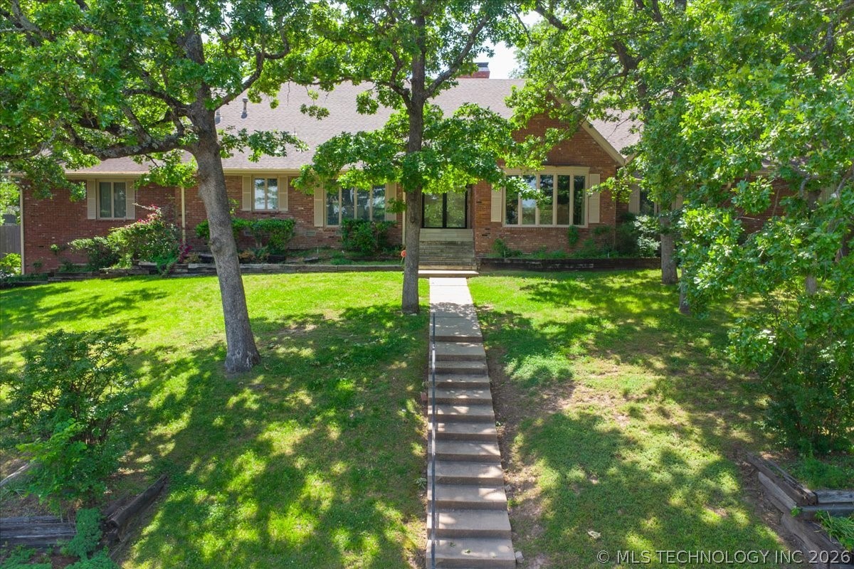 2956 E 69th Street Property Photo 70