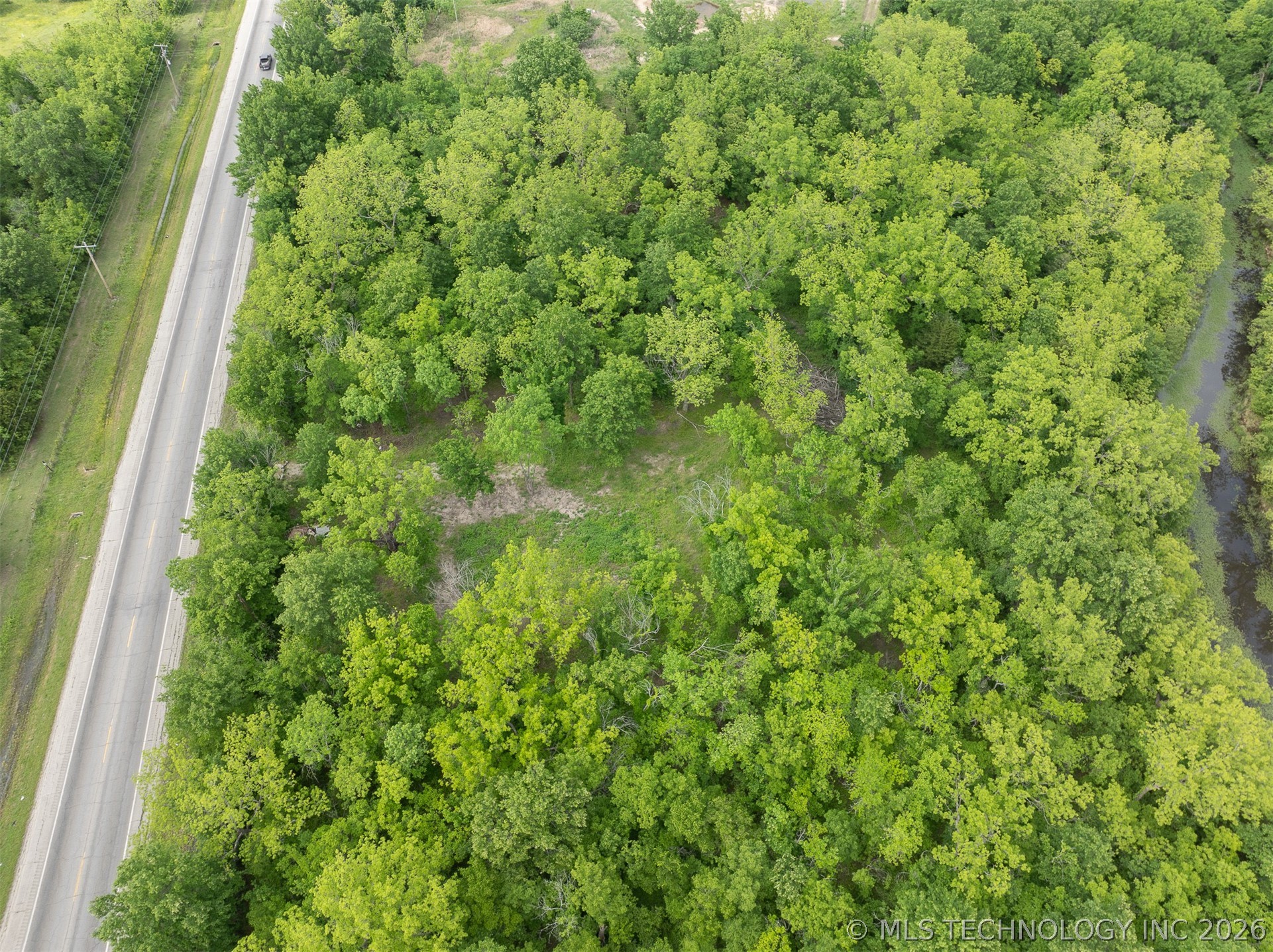 12455 N Cincinnati Avenue Property Photo 4