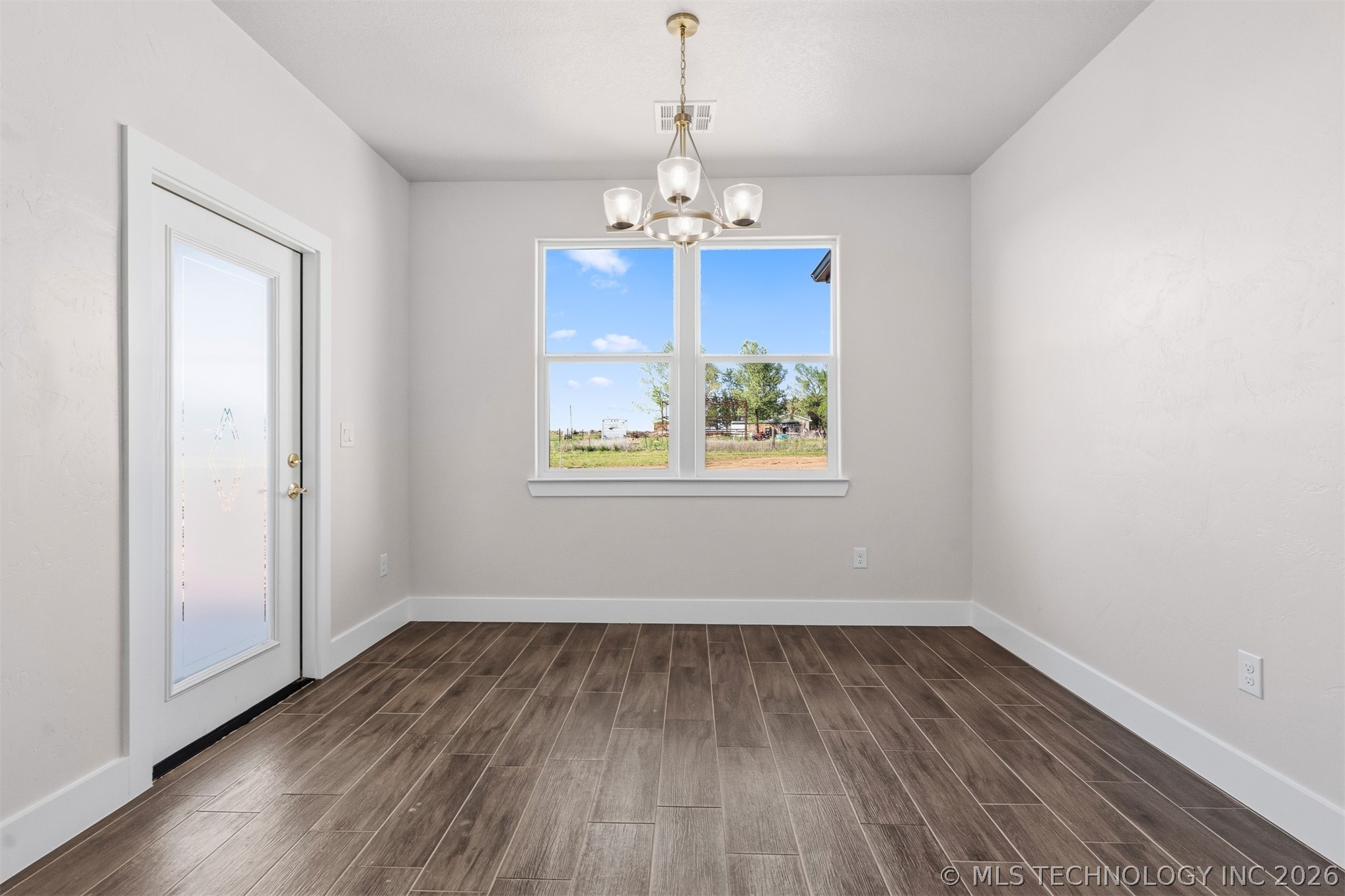 6146 Slim Pickens Lane Property Photo 11