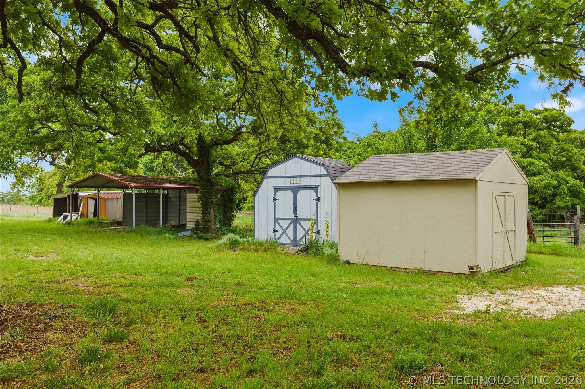 20571 County Road 1600 Property Photo 18