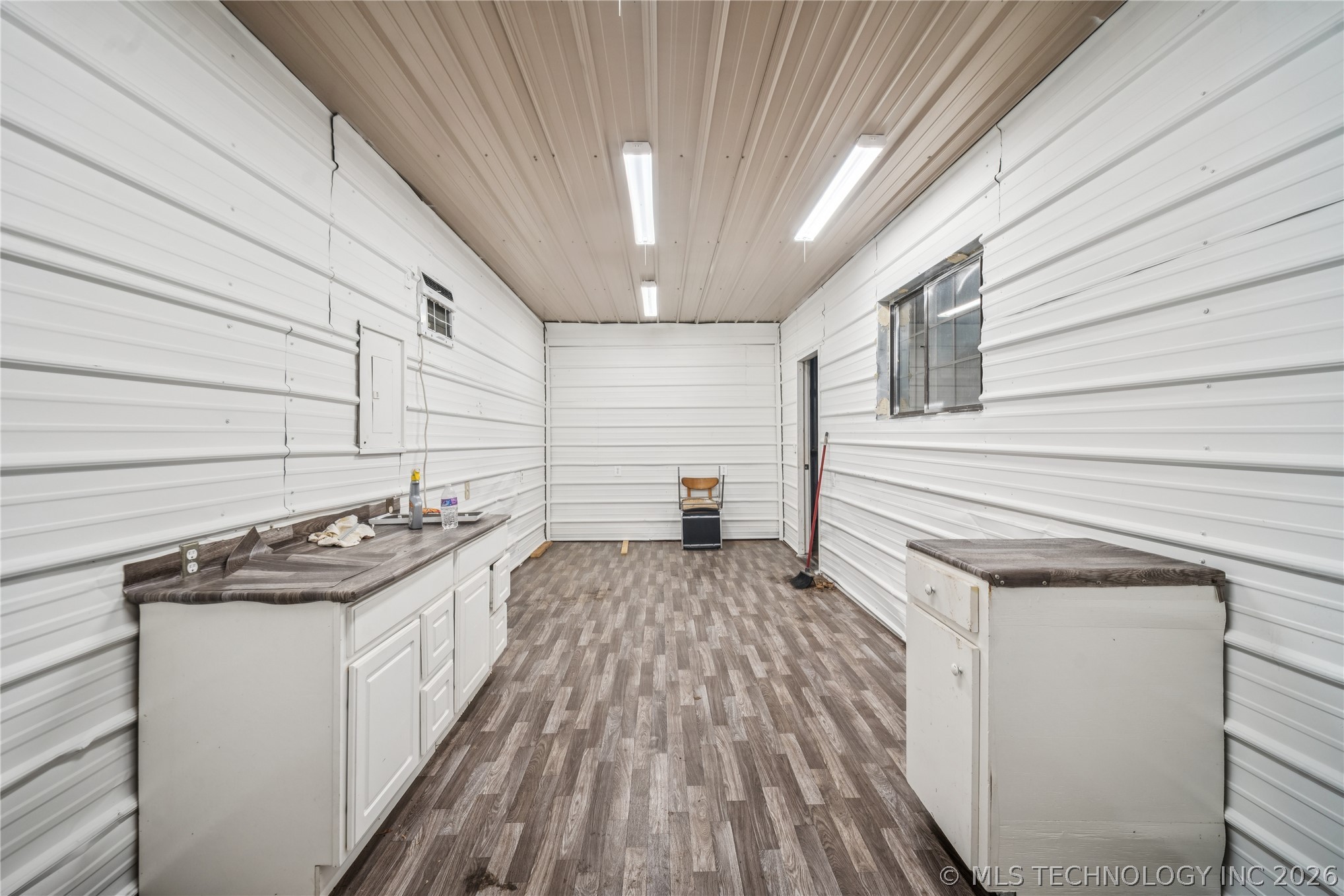 12015 S Poplar Street Property Photo 27